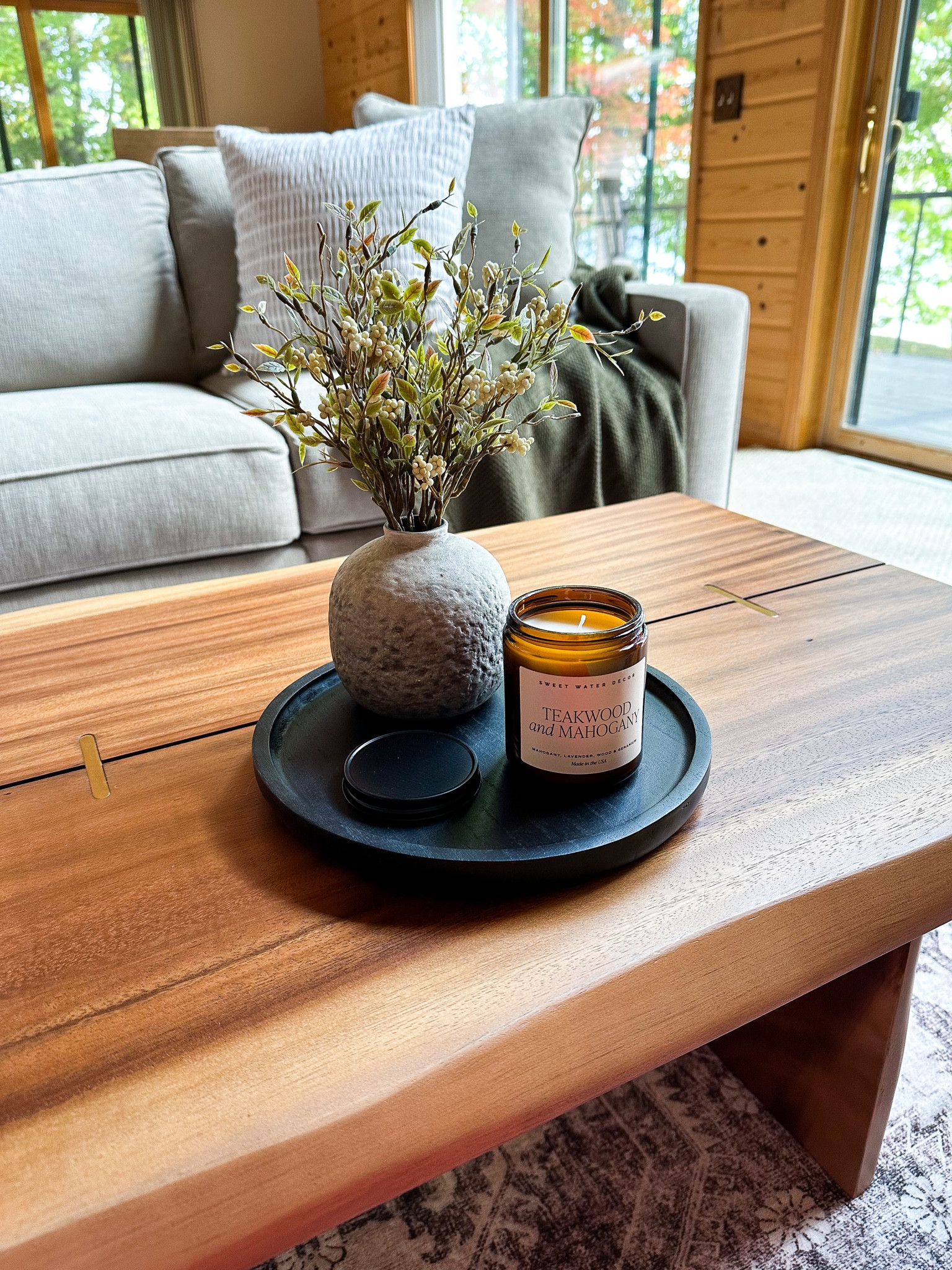 Living room decor details 

#LTKhome #LTKfindsunder100 #LTKstyletip