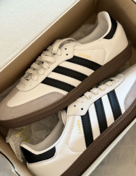 Adidas sambas

#sneakers #sambas

#LTKshoecrush #LTKstyletip #LTKfindsunder100