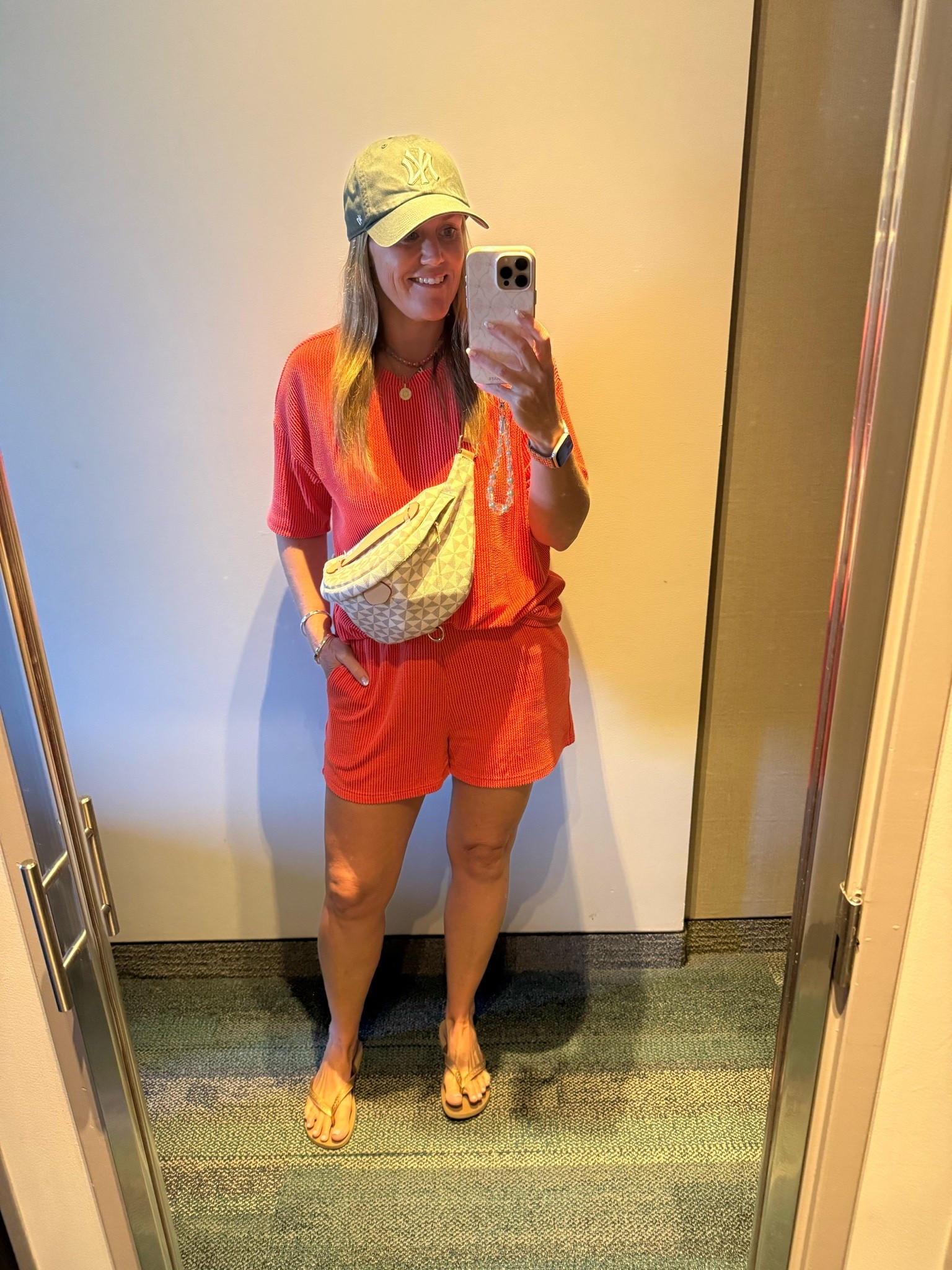 Travel OOTD ✈️ 
Wearing medium, fits TTS.