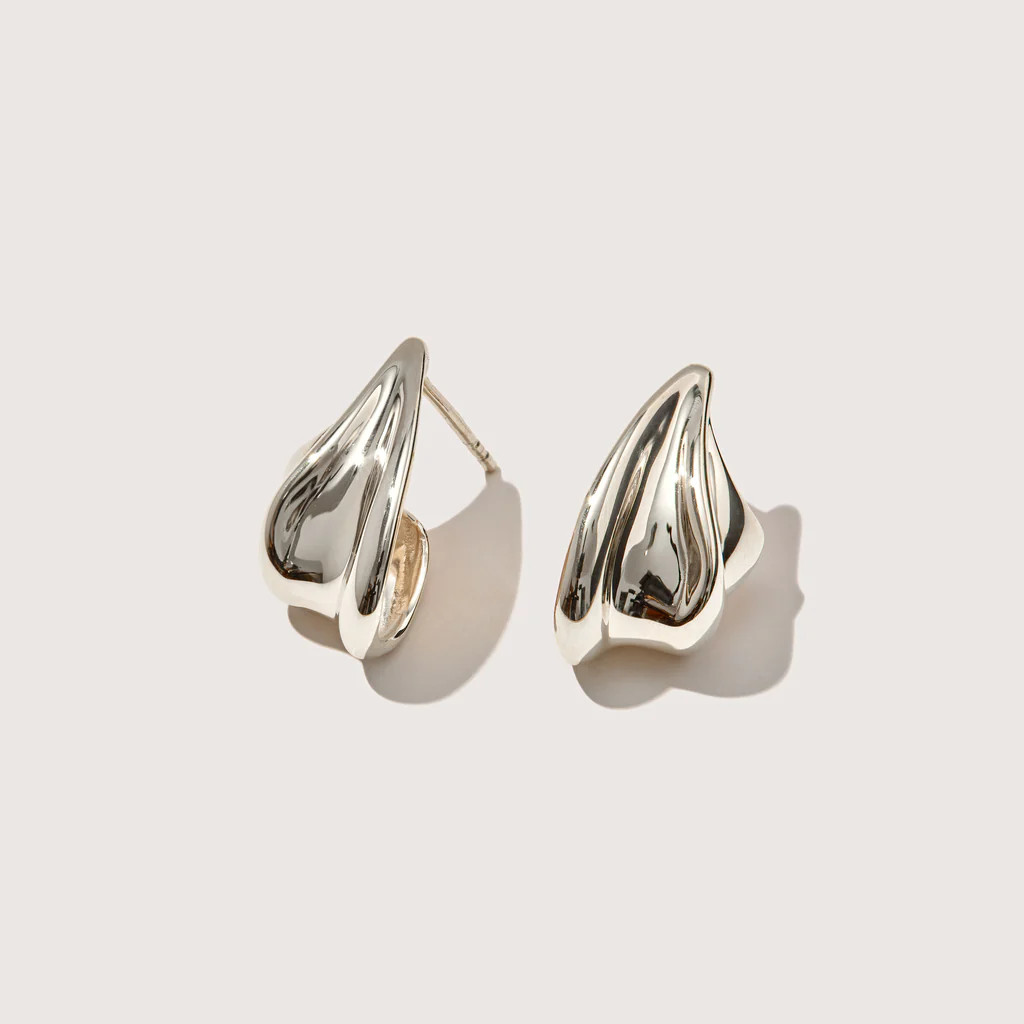 Wave Earrings | Otiumberg