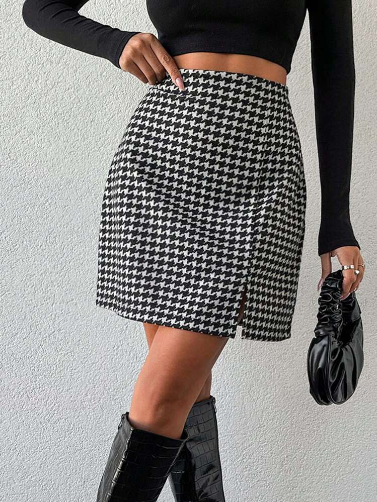 SHEIN Houndstooth Print Fold Pleated Detail Skirt | SHEIN