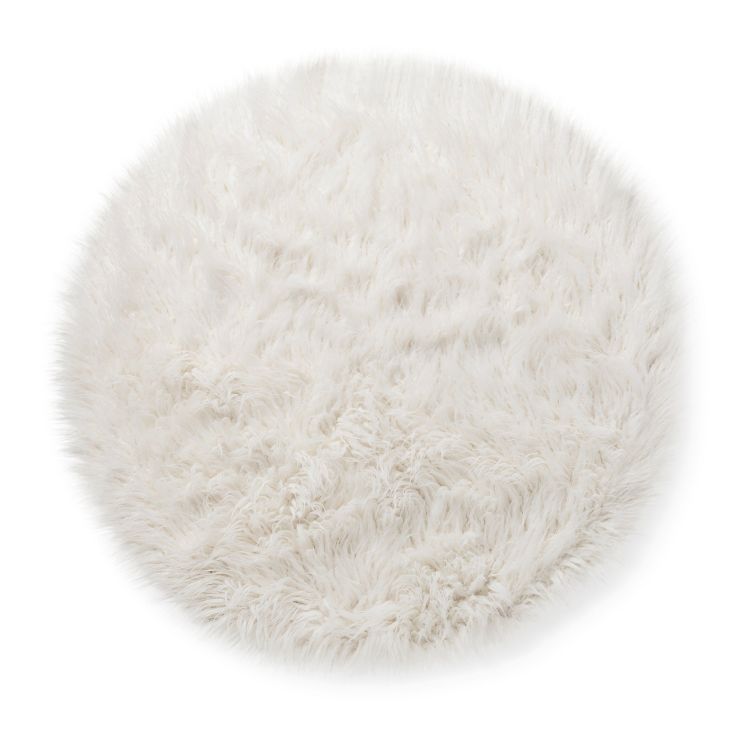 3' Faux Fur Round Rug White - Pillowfort™ | Target