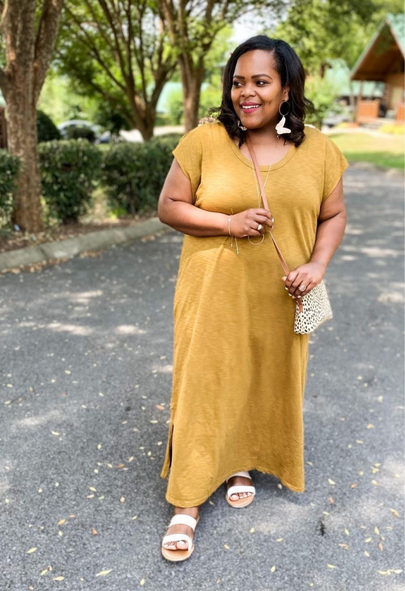 Rounding up a few of my fav t-shirt dresses in mini and midi length! You can still wear t-shirts through the fall with a cardigan or denim jacket. 🫰🏽 

#LTKStyleTip #LTKFindsUnder50 #LTKBacktoSchool