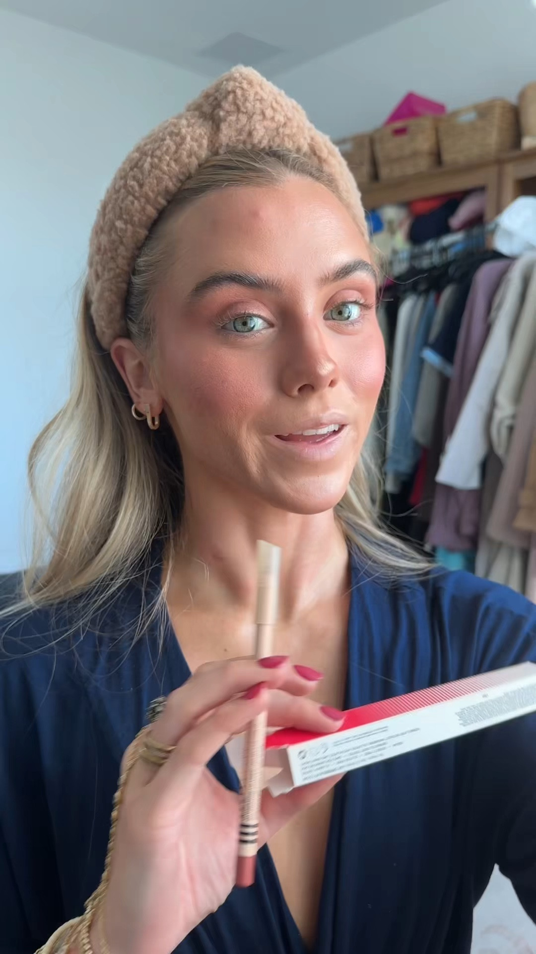 Shade catch up. My dibs beauty code is SLOANE. A cult-favorite lip liner grows up—with a collagen-stimulating quad peptide for comfy, good-for-you wear. Smooth glide. Soft matte. No pressure, just perfect lips.
 
Glides on effortlessly—no tug, no drag
Powered by a quad-peptide complex and cherry oil 
Blends like a dream with a soft matte finish
 
This is where lip care meets lip wear.

Shade Descriptions:

Girl Talk: Nude Pink (Former Shade 1)
Debrief: Mauve (Former Shade 3)
Toast: Medium Warm Brown
xoxo: Pink Rose
Catch Up: Terracotta
Tea Time:  Neutral Brown/Deep

#LTKBeauty #LTKgrwm #LTKFindsUnder50