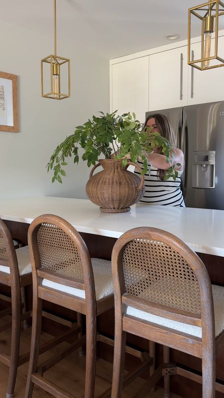 McGee & Co insider sale through 6/17

Antonia vase, woven vase, transitional home decor, stems

#LTKSaleAlert #LTKHome #LTKFindsUnder100