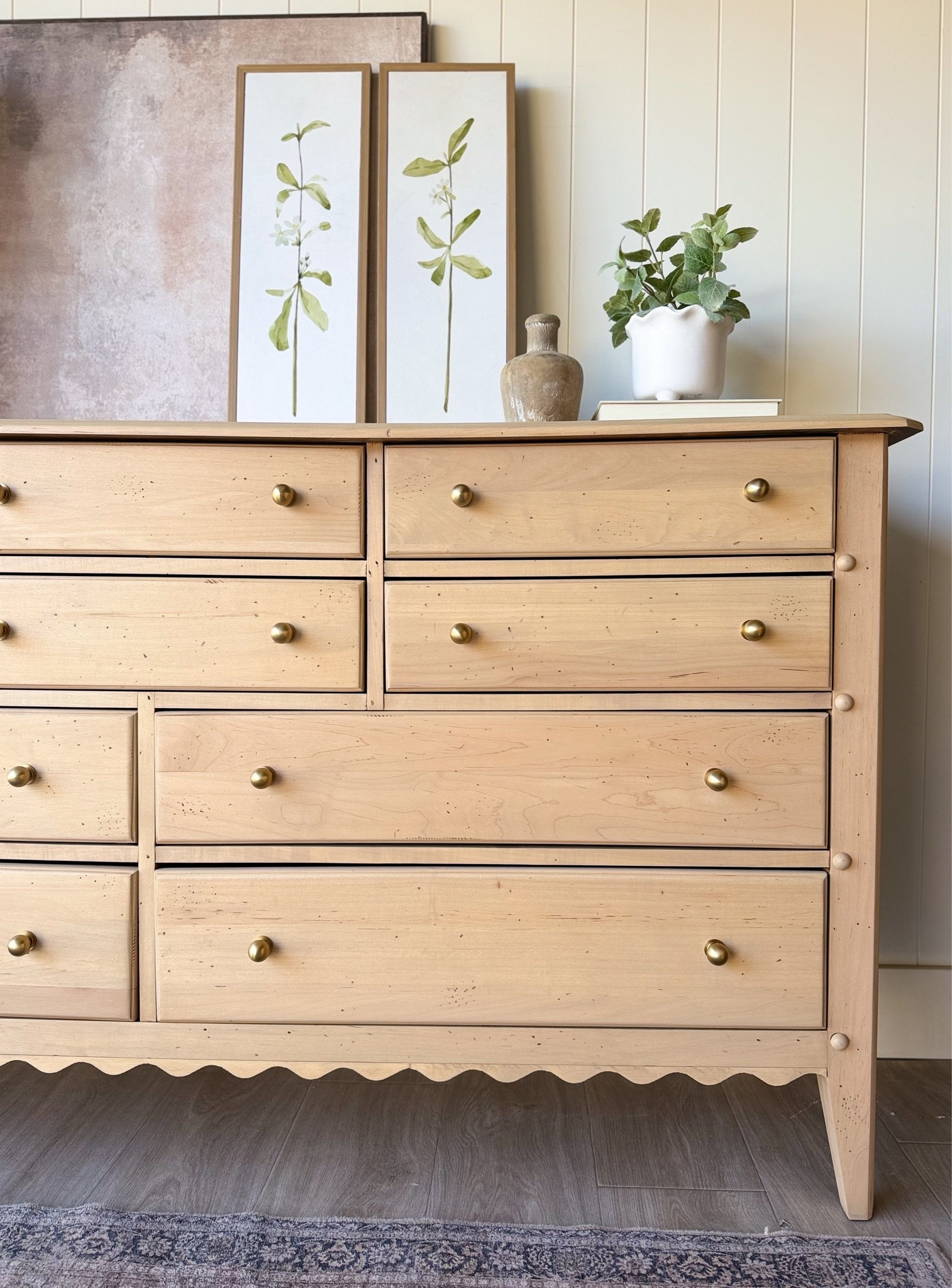 Old dated dresser makeover