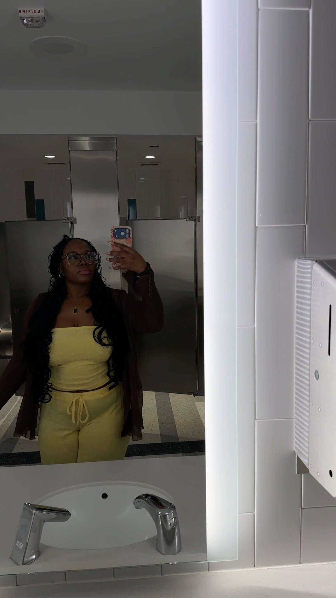 airport fit check to Chicago for my birthday month 💛🤭✈️



#LTKcanada