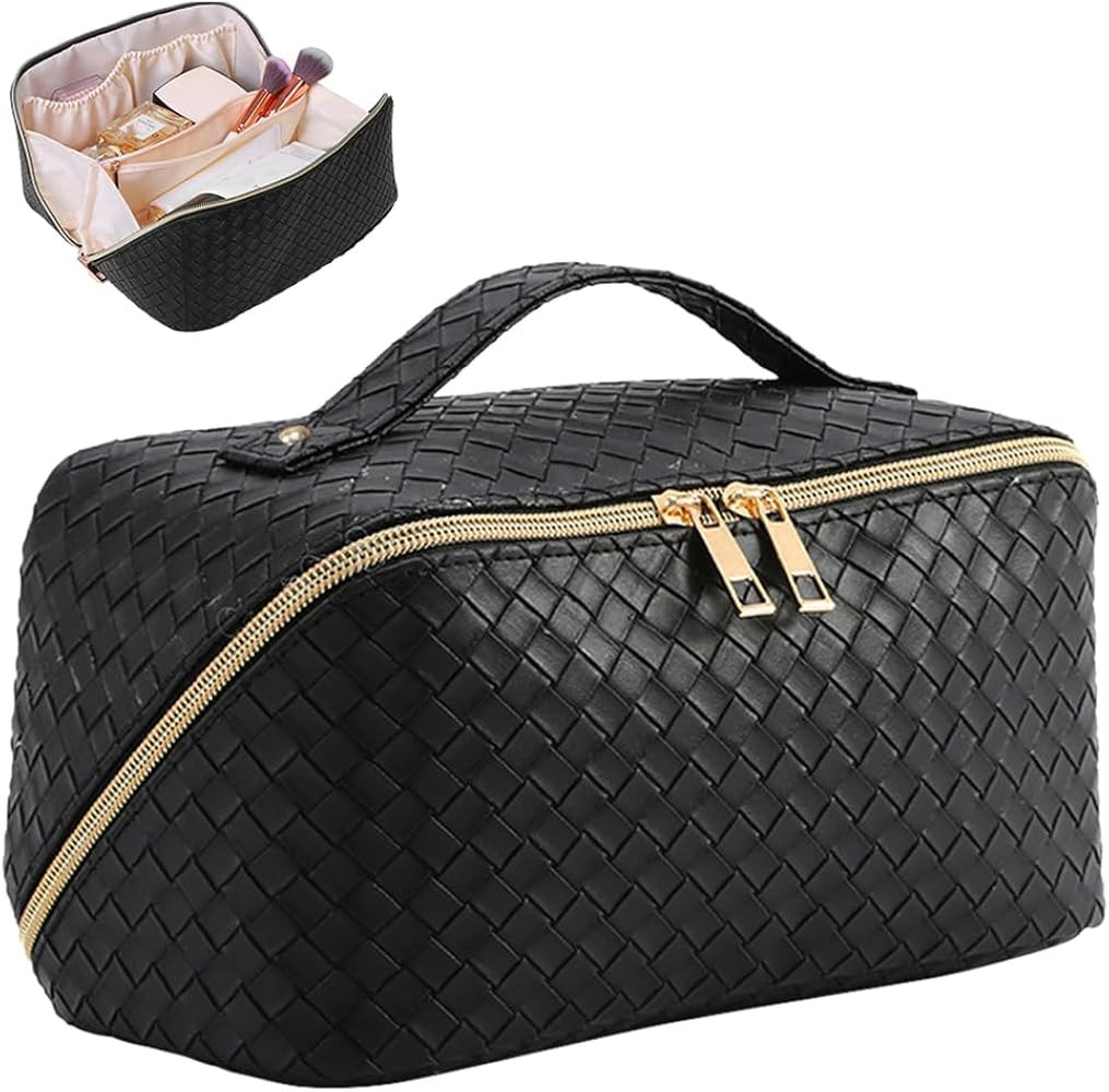 Cessfle Large Capacity Travel Cosmetic Bag,Travel Makeup Bag, Boho Woven Makeup Bag Quilted Open ... | Amazon (US)