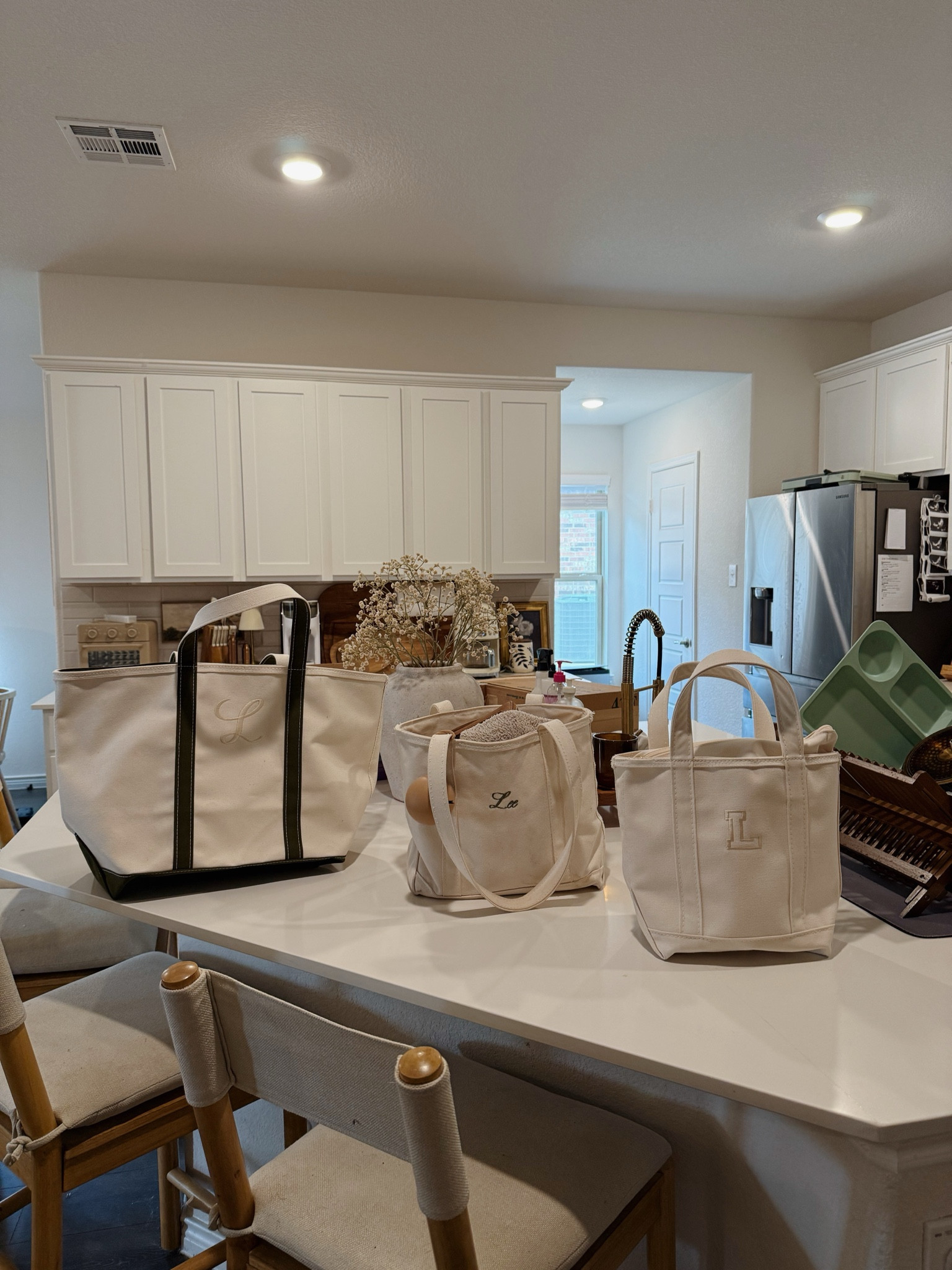 Perfect mom bags!!!

Large in Olive with short handles 
Medium in natural with  long handles 
Small in natural with short handles 

#LTKfamily #LTKfindsunder50 #LTKfindsunder100