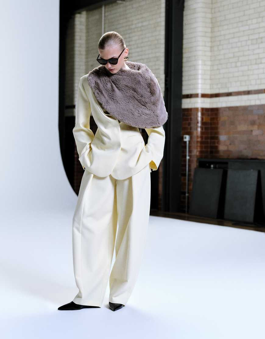 ASOS DESIGN relaxed barrel in yellow | ASOS (Global)