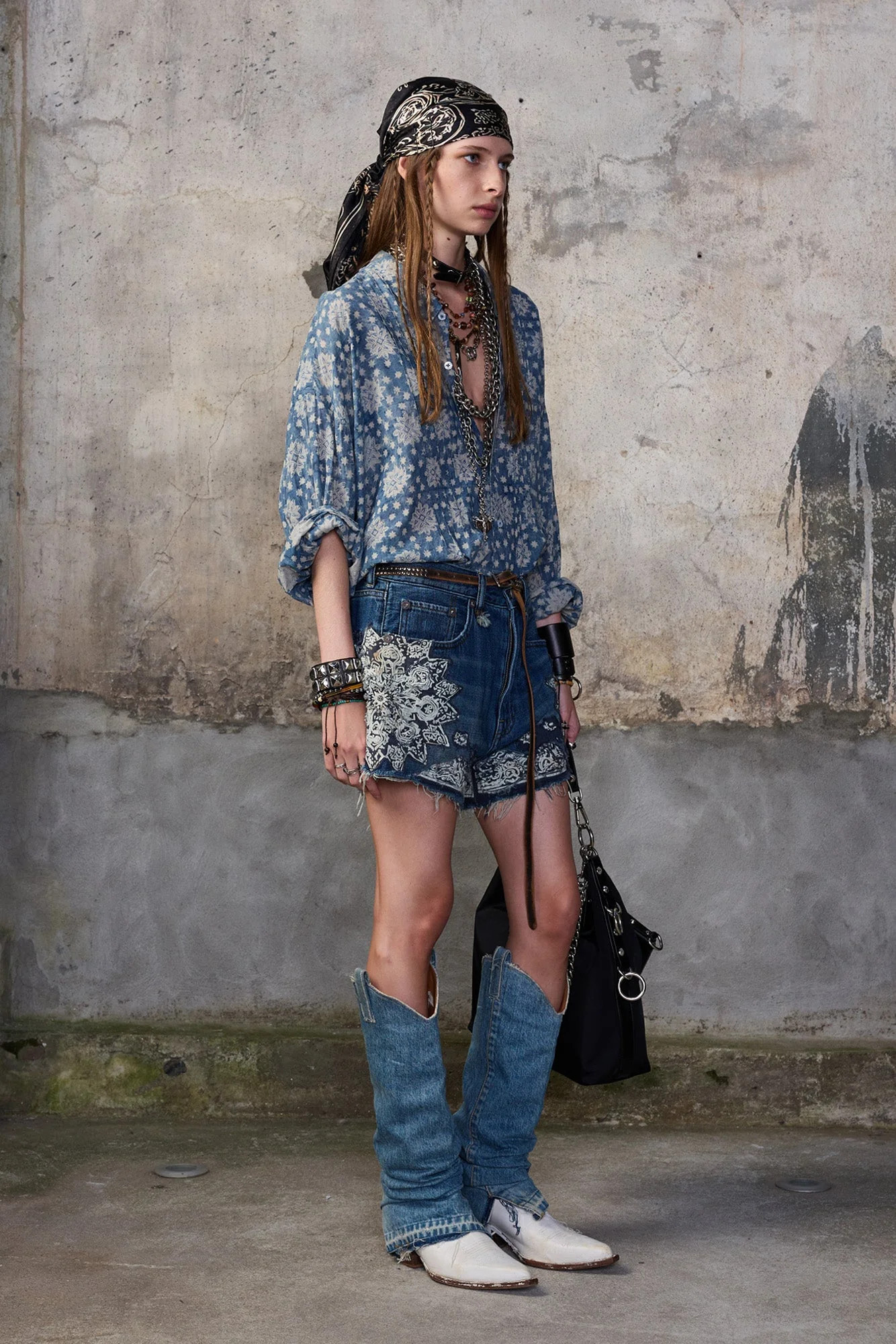 R13 X-Boyfriend Short - Crushed Blue Bandana Applique / 25 | R13