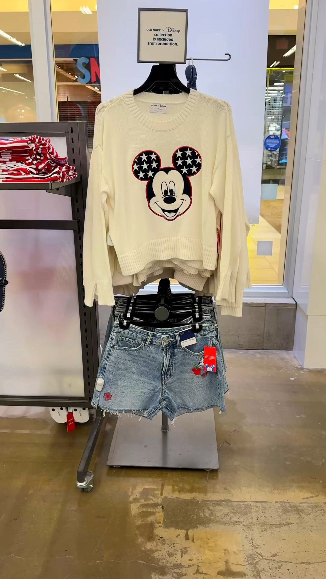 The cutest Patriotic Mickey women’s outfits have arrived at Old Navy! 

#LTKSummerEdit