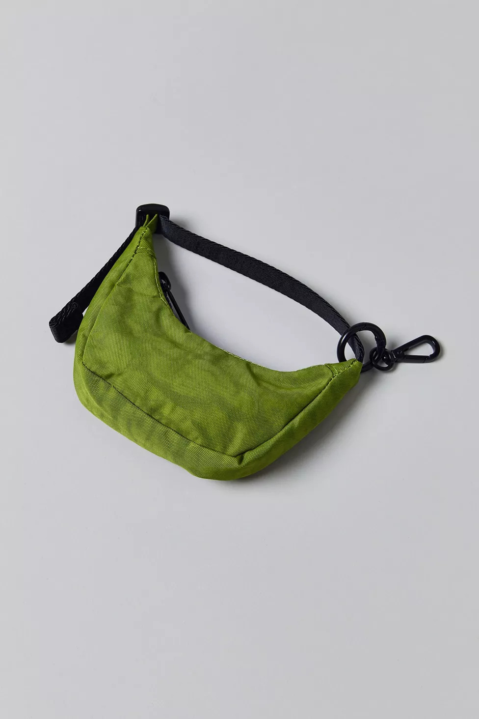 BAGGU Crescent Bag Charm | Urban Outfitters (US and RoW)