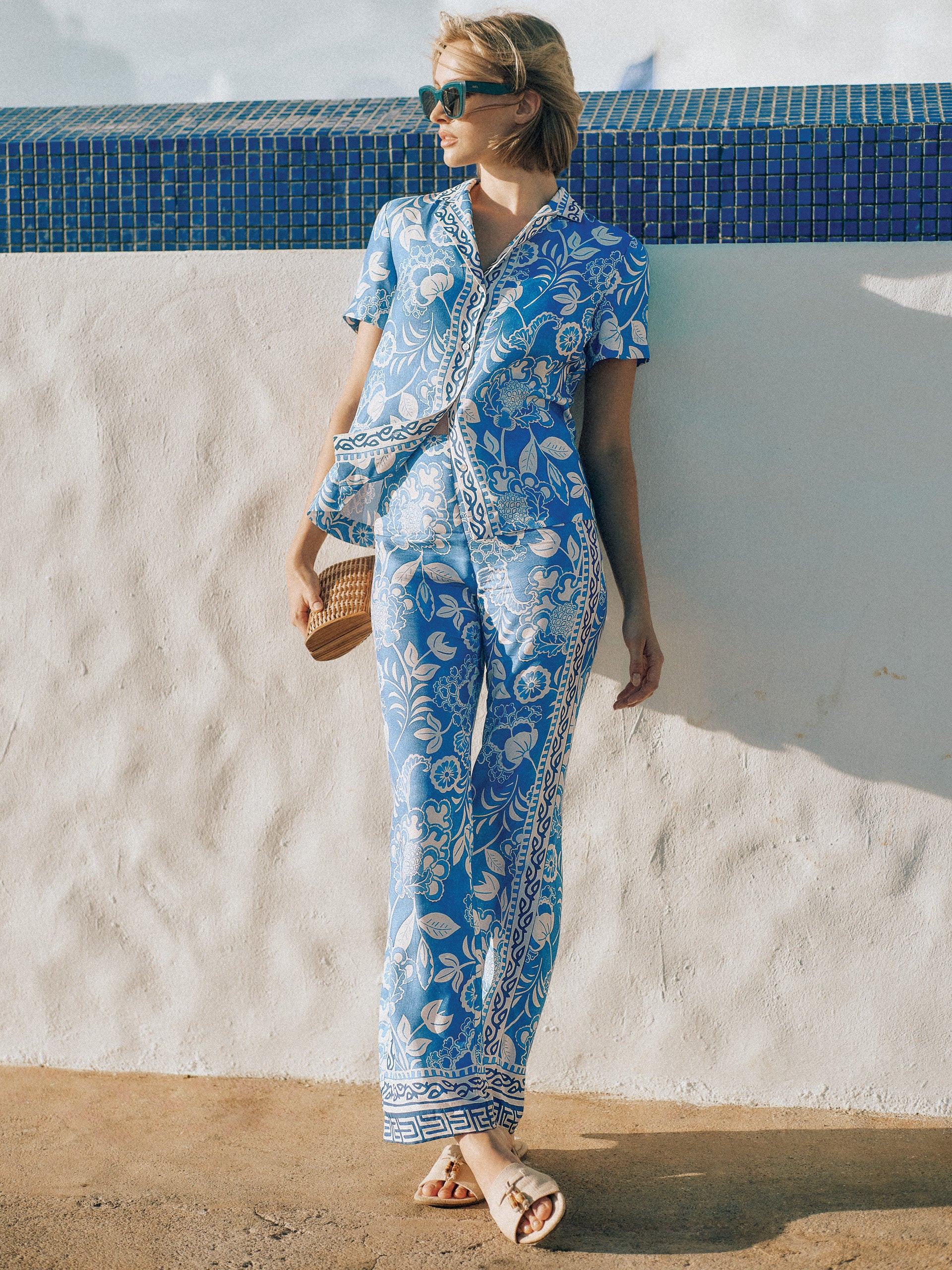 Carter Silk Blend Pants in Floral Trace | J.McLaughlin