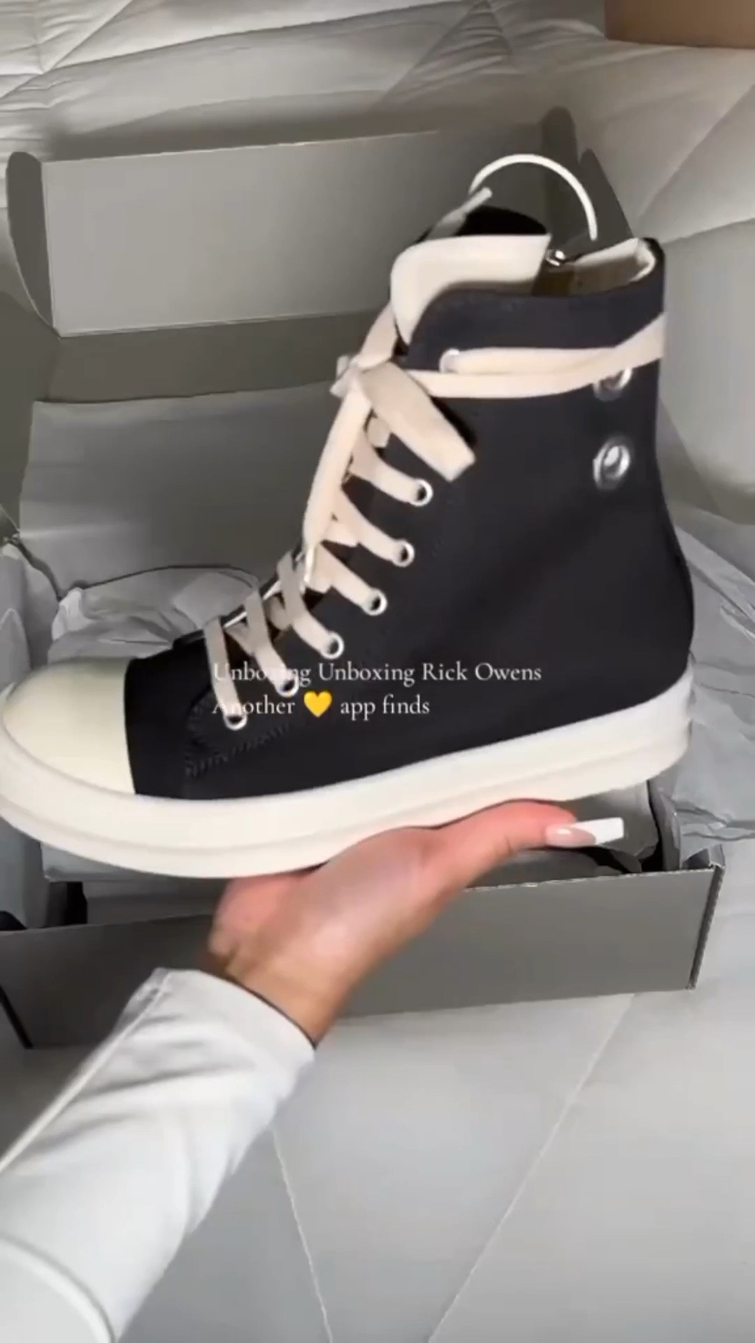 Link➡️ https://sale.dhgate.com/lVSUeq09 — High fashion energy, without the designer price tag 🖤👢
#LTKdupe #LTKshoes #LTKstyle #LTKfinds #LTKstreetstyle #LTKluxury #LTKfashion #LTKunder200 #LTKquietluxury #LTKtrending#LTKShoeCrush #LTKStyleTip

#LTKFindsUnder100