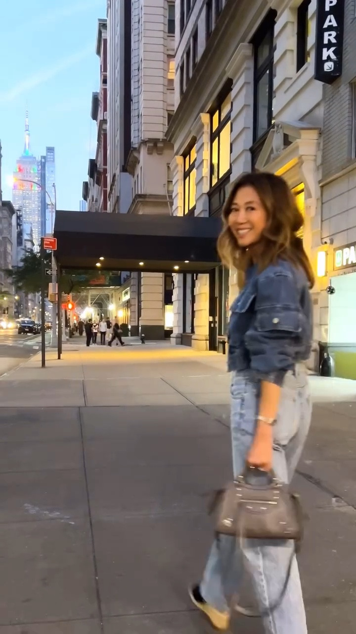 Wearing this AKNVAS denim jacket into the fall ❤️❤️❤️

Denim jacket -  @aknvas 
Jeans - @aritzia 
Bag - @balenciaga 
Sunglasses- @shopcovry 
Shoes - @viscata 

Date night, denim jacket, nyc, summer in the city, denim on denim, ootd, outfit, fall jacket, cropped jacket, Aritzia, Balenciaga

#LTKSaleAlert #LTKStyleTip #LTKWorkwear