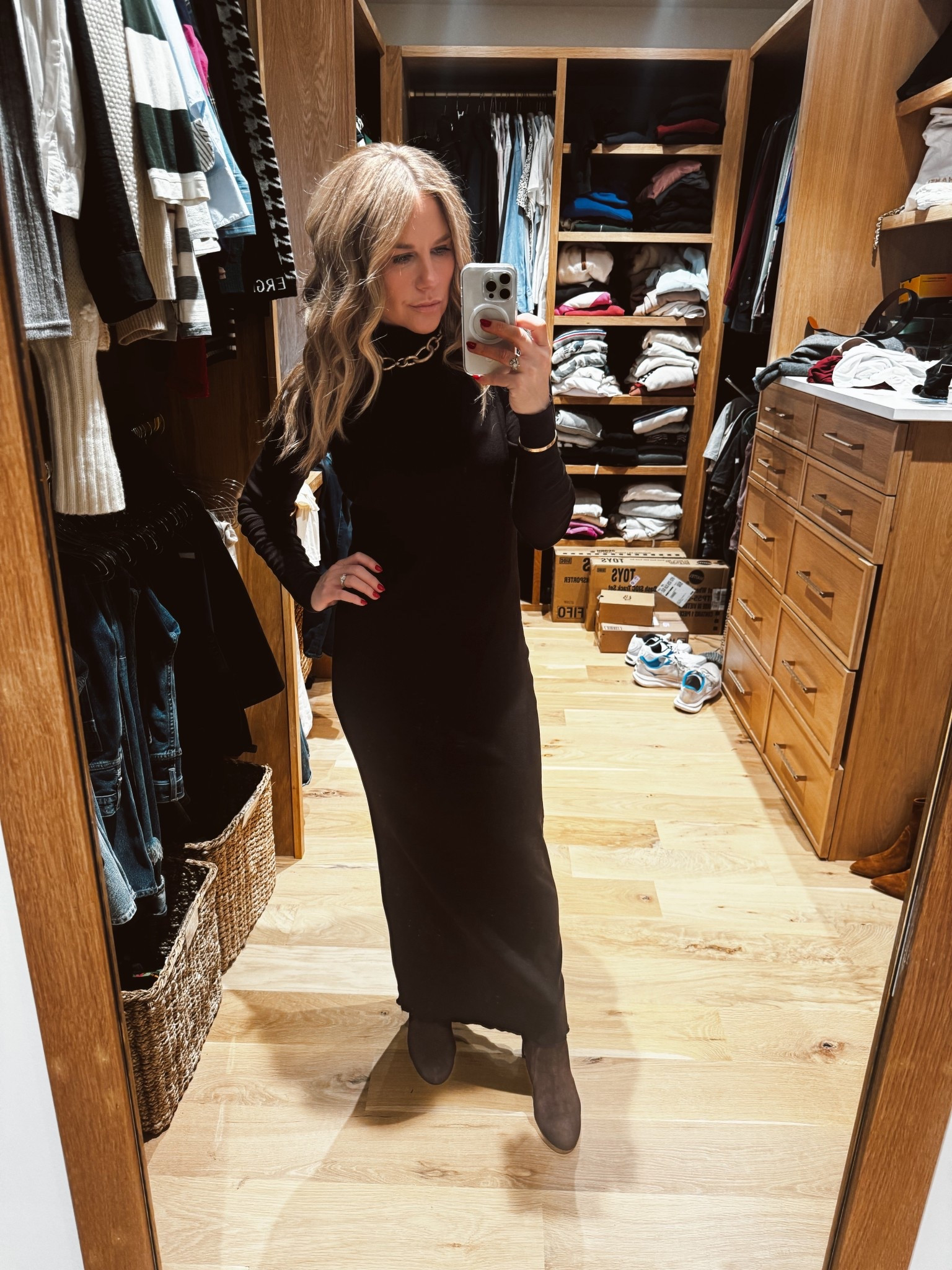 Love this classic staple. A must have in a fall/winter wardrobe. Dress it up or dress it down. It’s classy, chic and flattering. It’s a chocolate brown color… I know it’s showing more black in the photo. 🤎

#LTKgrwm #LTKootd #LTKmomlife