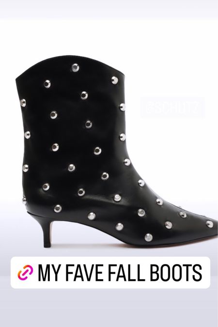 My favorite fall booties from Schutz 🖤

#LTKstyletip