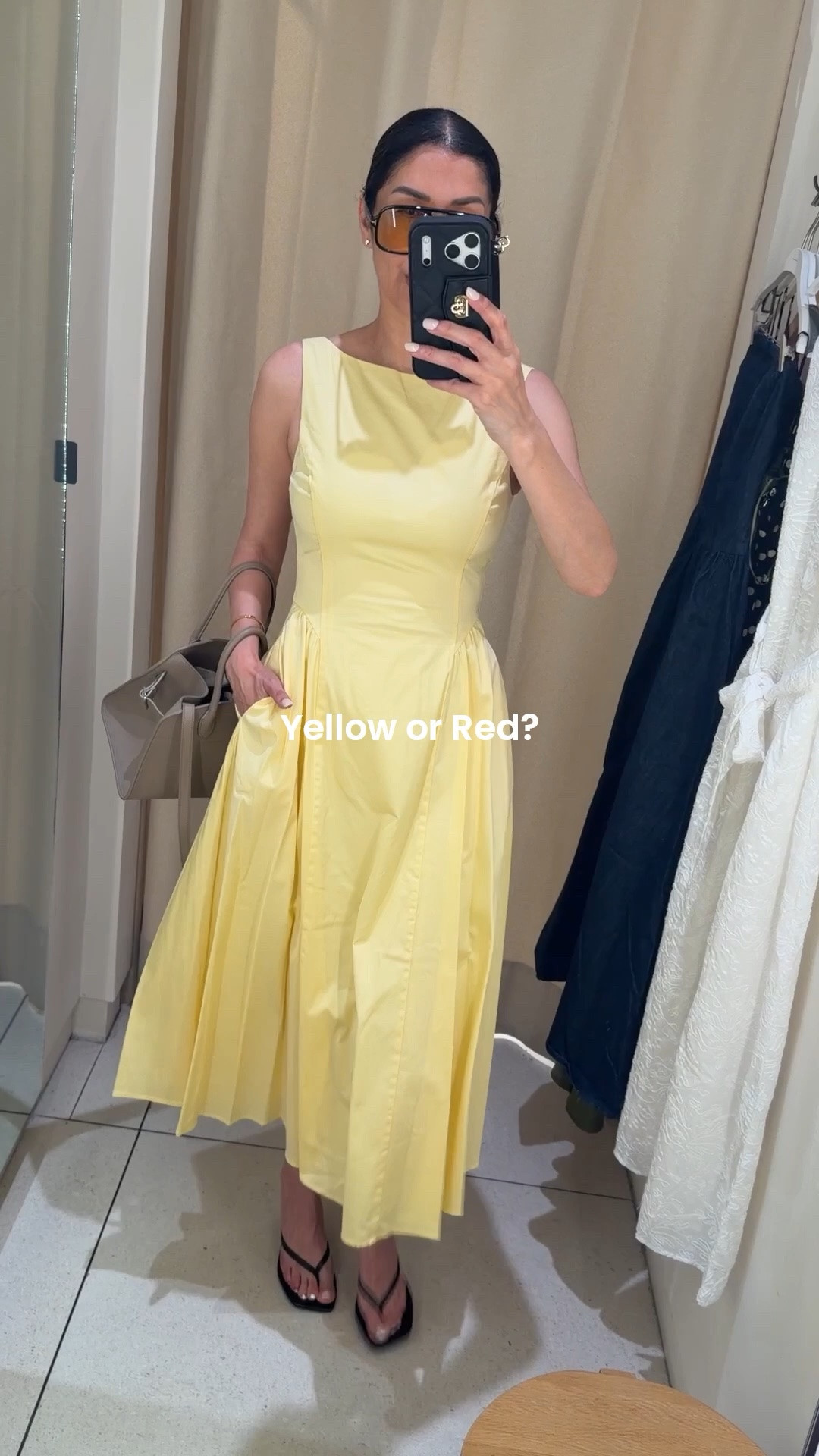 Decisions decisions, yellow or red?
The most beautiful sundresses from @mango
Wearing size XS on both dresses 
🥰