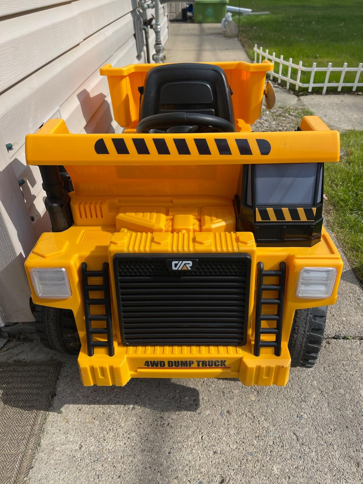 Hikole Ride on Dump Truck for Kids, Electric Cars with Remote Control, Dump Bed, Shovel, Bluetooth, Music Player, Ride on Construction Vehicles for Kids 4-8, Yellow | Amazon (US)