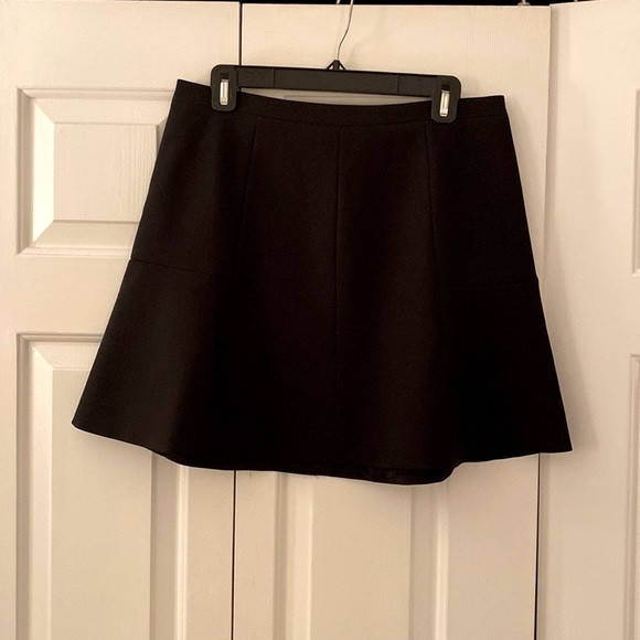 J. Crew fit & flare black crepe mini skirt size 8 | Poshmark