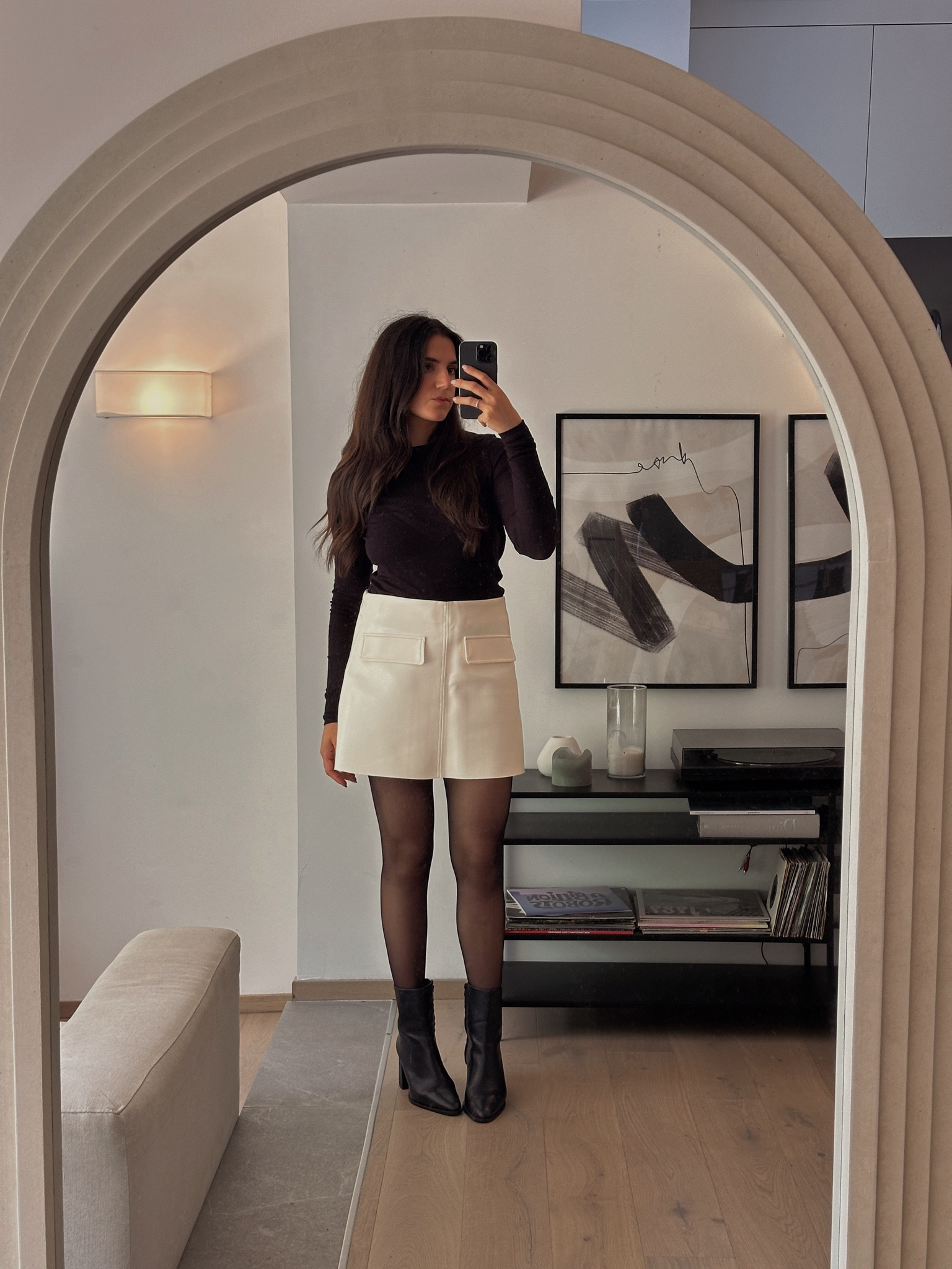 the cutest autumnal date night outfit 

#LTKuk #LTKautumn #LTKeurope