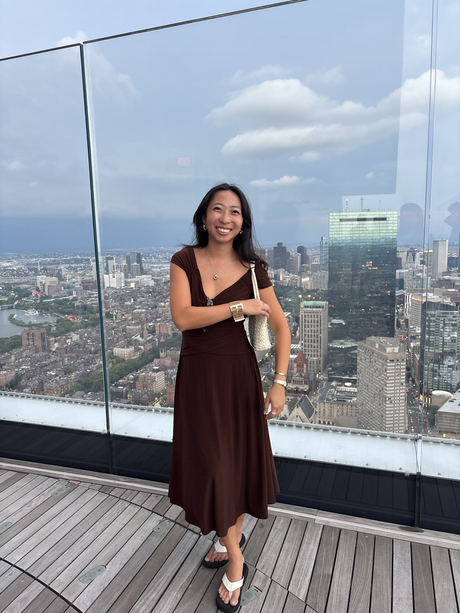 Itsliddystyle wearing thrifted Jones New York Brown A-line stretch Maxi dress, The Sak woven white handbag, Fall outfit, Brown dress, Boston outfit, Thrifted dress, Going out outfit, Woven handbagg

#LTKFindsUnder50 #LTKPetite #LTKStyleTip