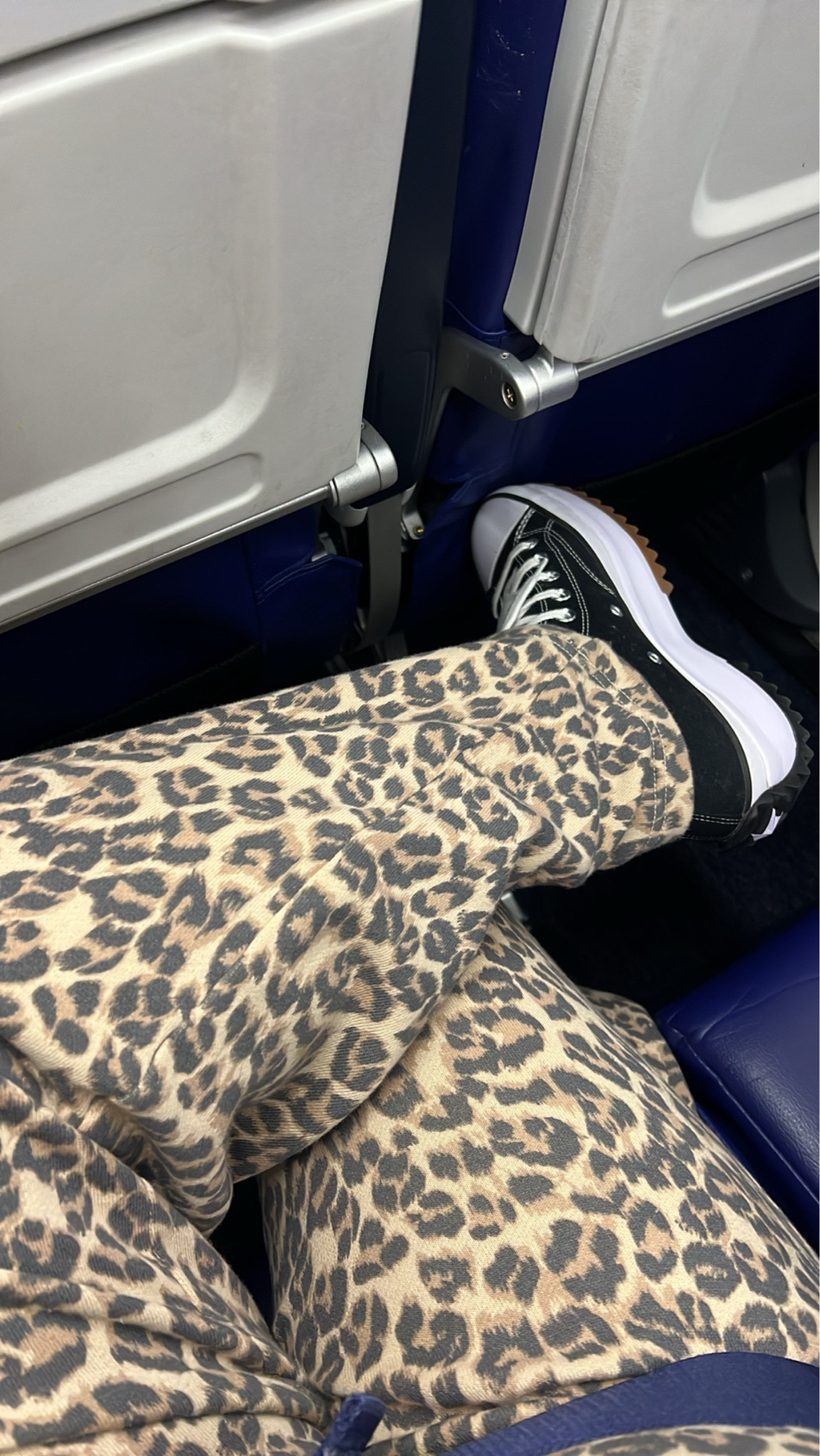 Perfect Airpot outfit 

#LTKTravel #LTKShoeCrush #LTKStyleTip