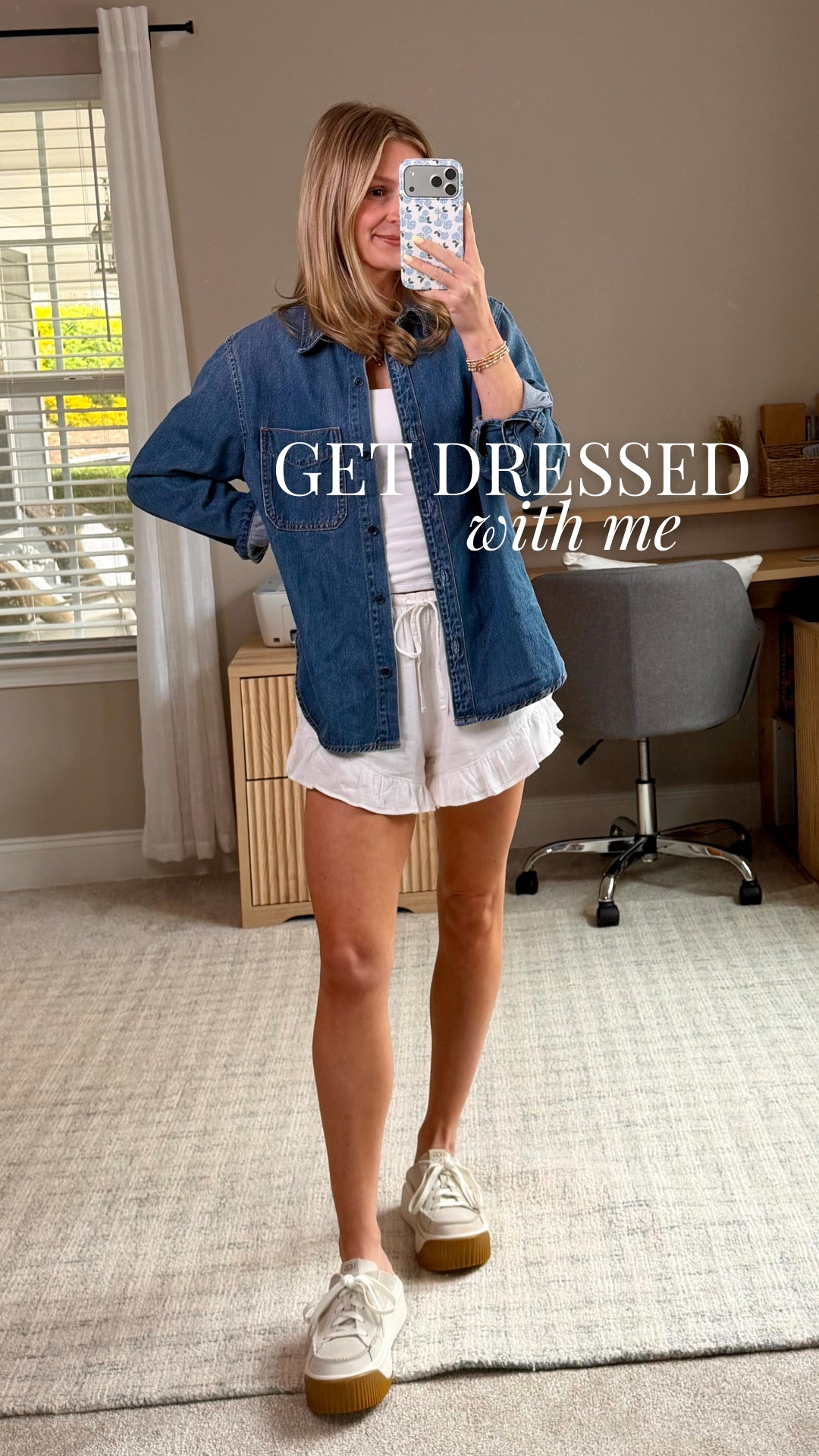 Easy spring outfit formula 🌸
Linen shorts + basic cami + denim layer 👏🏼

These linen shorts from @abercrombie & my favorite bra-free camis are both 20% for the last day today! 

Layered with this $35 denim shirt from @Target for a casual & easy spring look 

Wearing an xxs in the cami & shorts 
Sized up to a small in the denim shirt to make it a little more oversized. 


#springoutfit #casualoutfits #easyoutfits #outfitinspo #everydayoutfit #springstyle #abercrombie #targetstyle #outfitideas #brafreecami #basictank #linen #springlayers #denimlayers 

#LTKSaleAlert #LTKgrwm #LTKootd