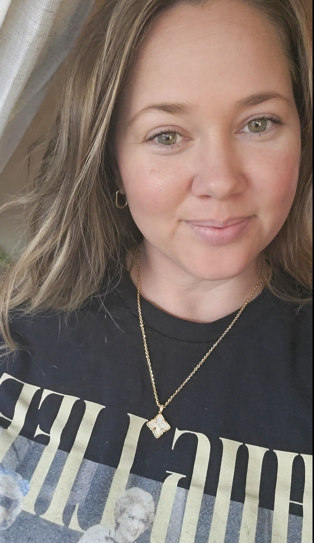 O✨B✨S✨E✨S✨S✨E✨D with this Mevecco necklace i found on Amazon!

#LTKStyleTip #LTKFindsUnder50 #LTKWorkwear