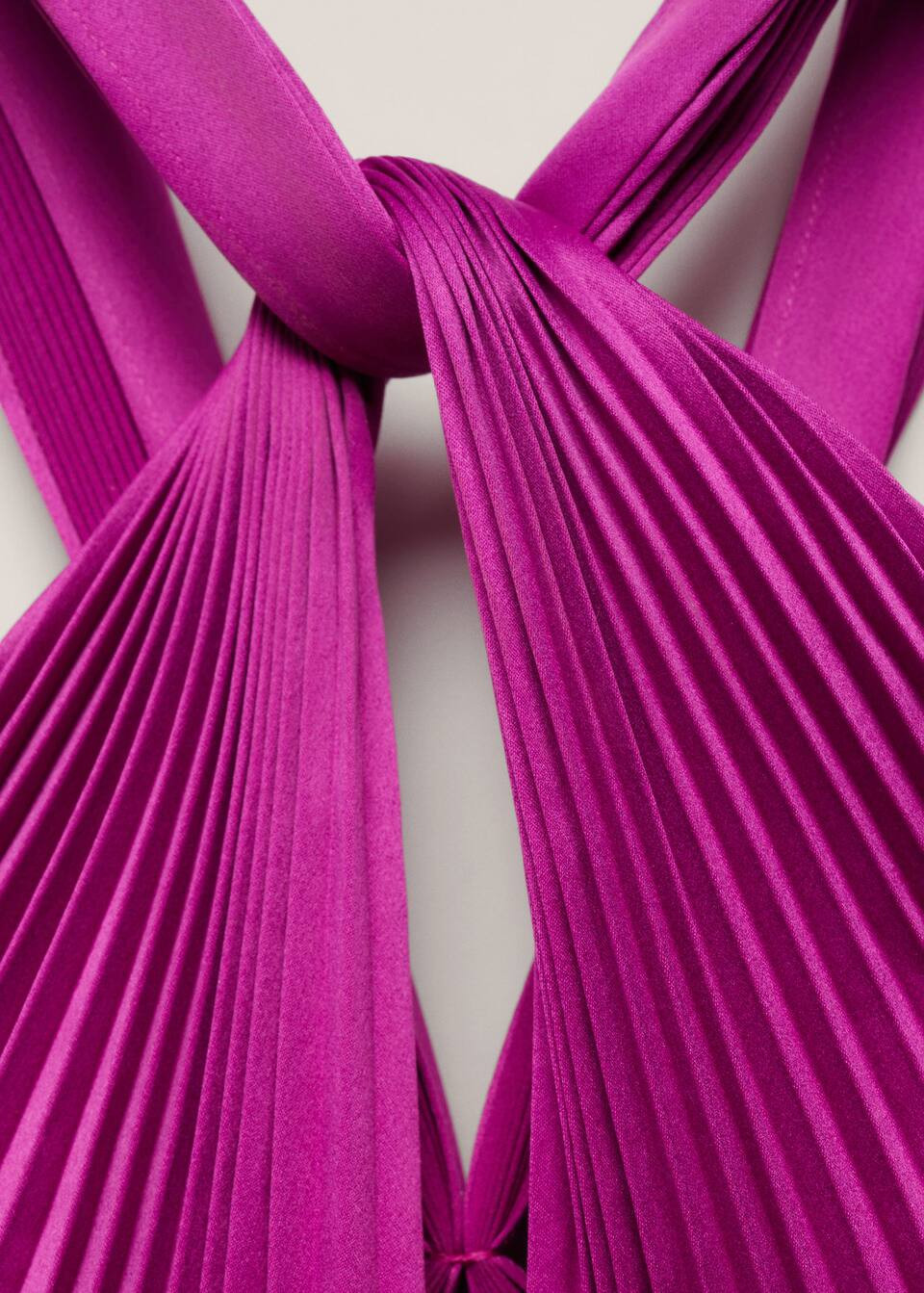 Recherche: robe emmanchures américaines (41) | Mango France | MANGO (FR)