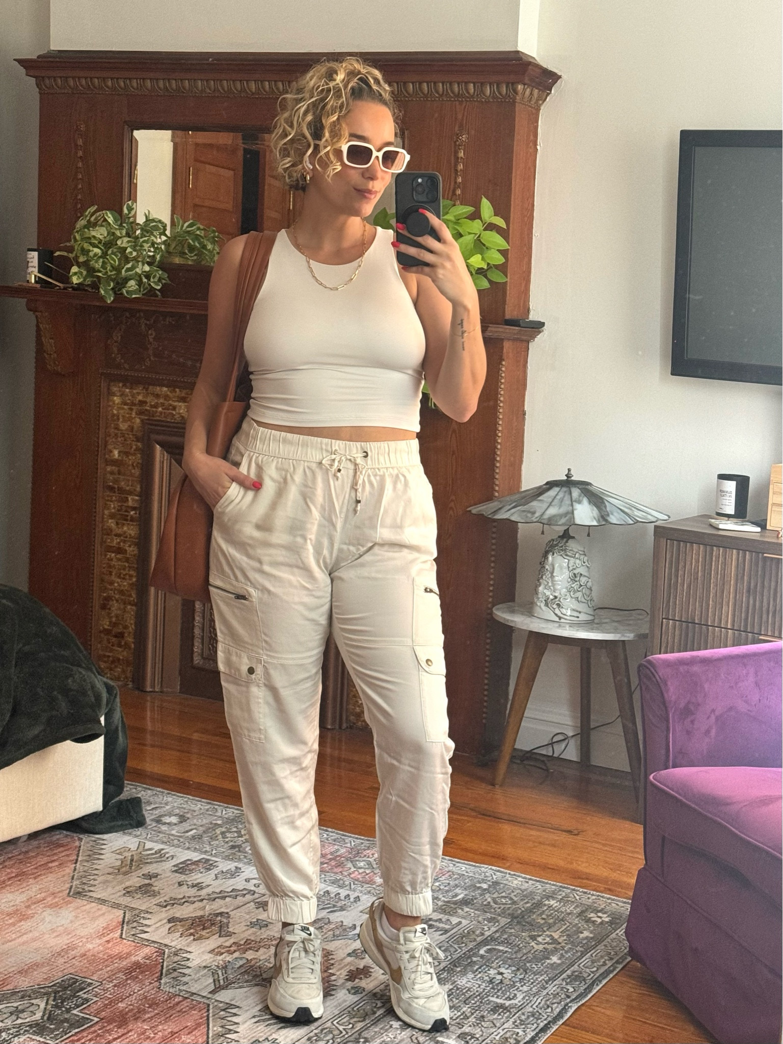 Around town summer outfit ☀️ Banana Republic Factory cargo joggers in “oyster” are $25 right now  

#LTKActive #LTKFindsUnder50 #LTKSaleAlert