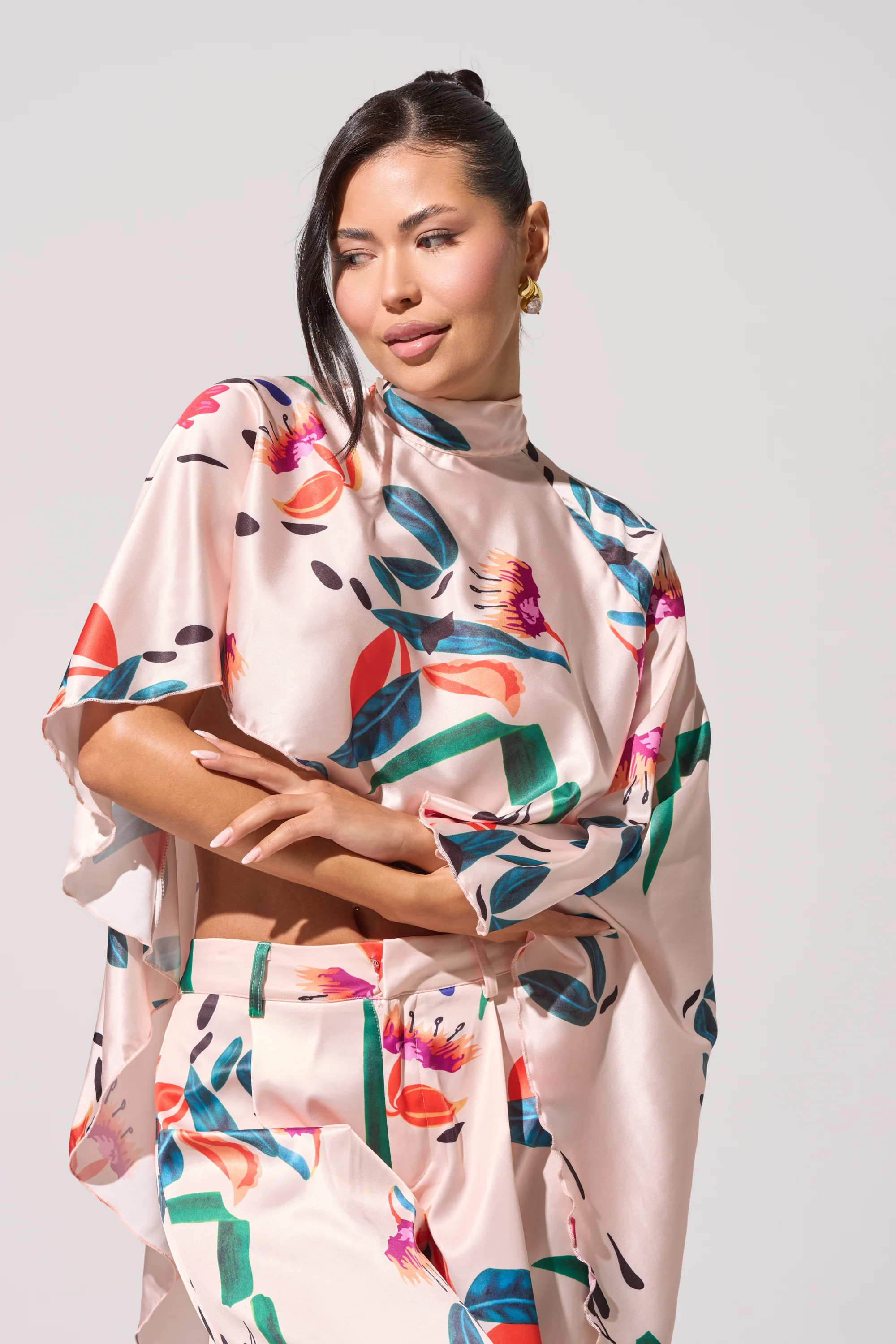 CANDY RAIN SATIN BLOUSE | AKIRA