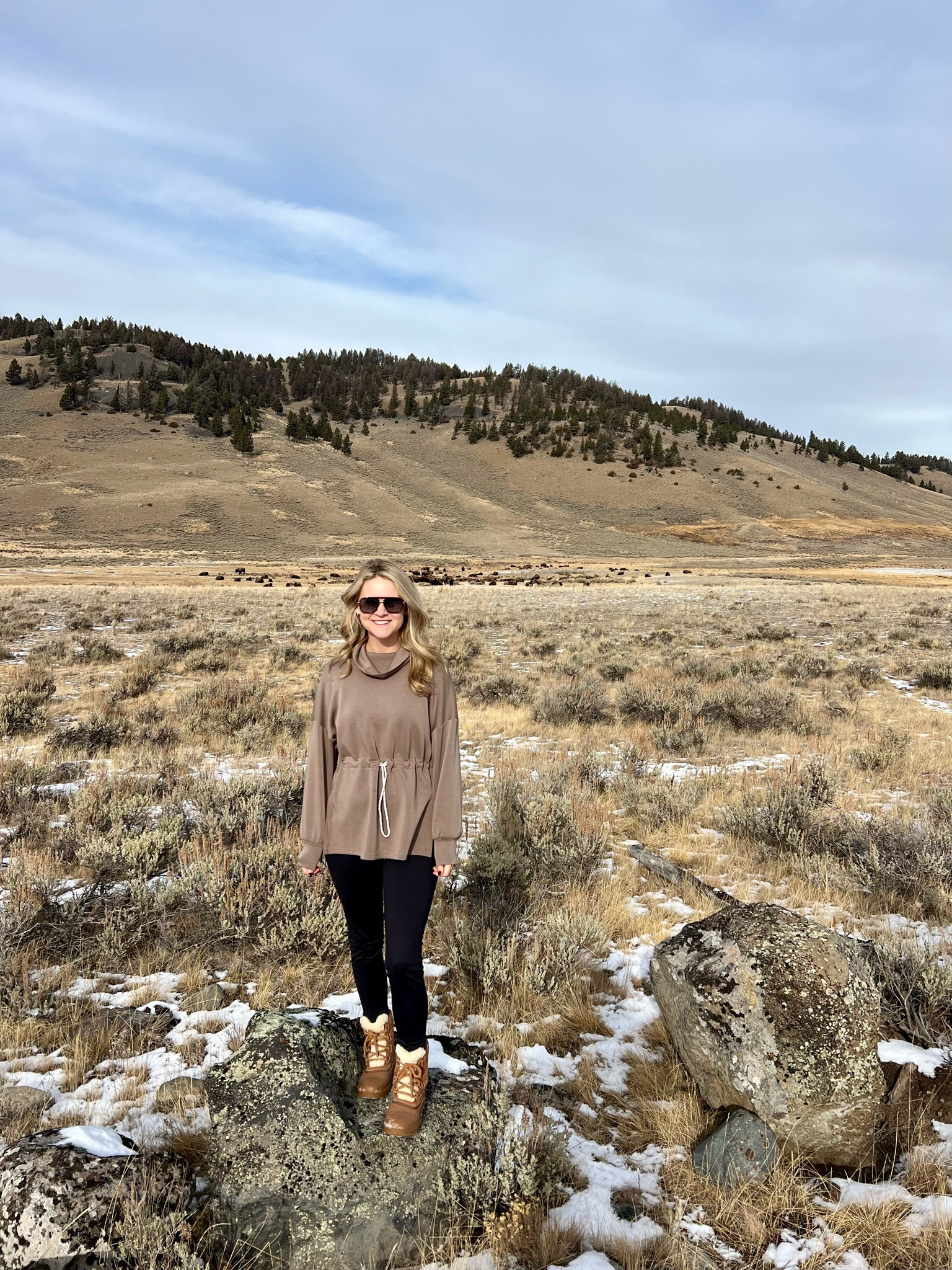Best selling top in October and for good reason! I’ve got it in two colors! I layered my base layers underneath! 
#montana #travelfit #traveling #amazonfashion #sorel

#LTKActive #LTKSeasonal #LTKWatchNow