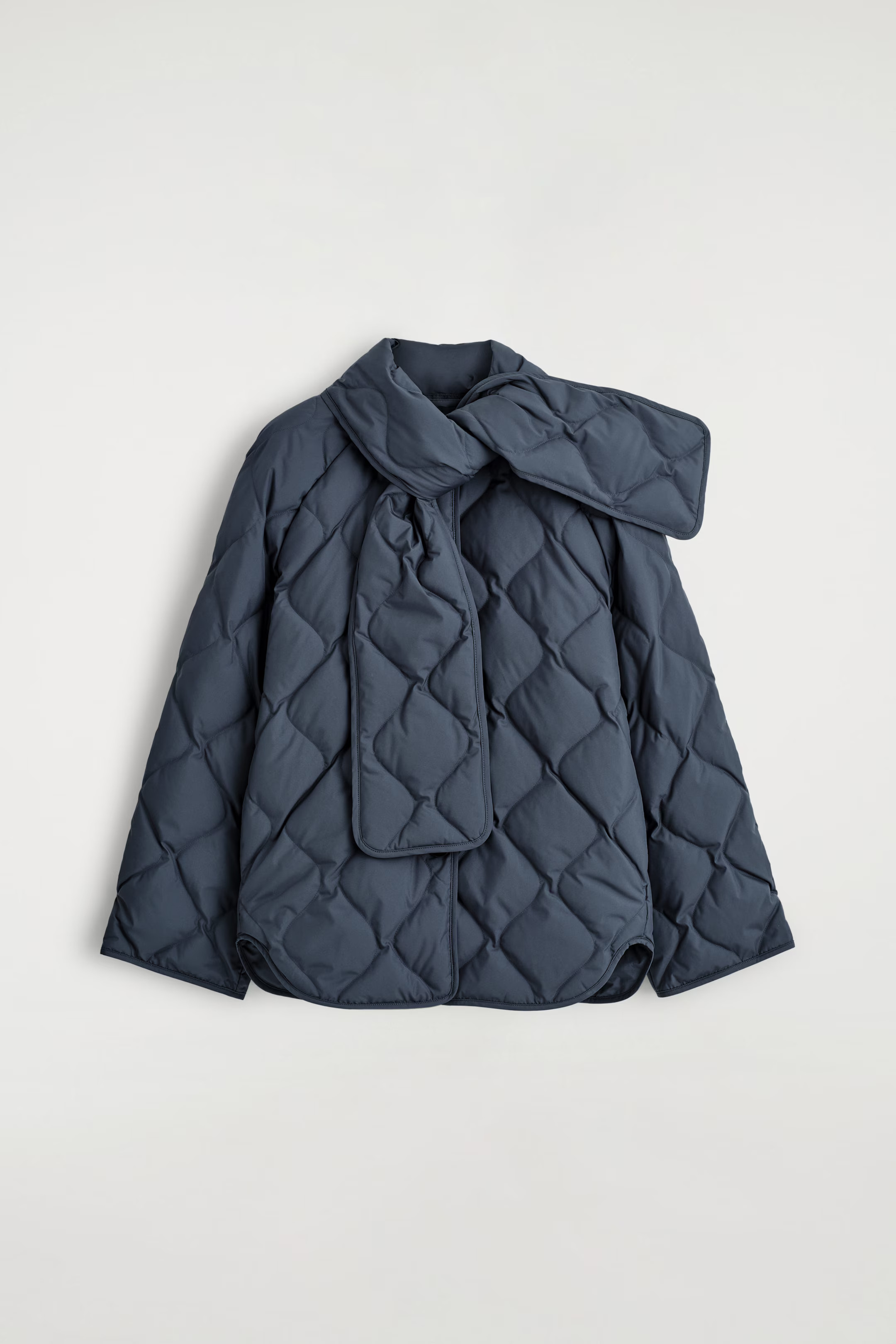 SCARF DETAIL QUILTED LINER JACKET - NAVY | COS US | COS (US)