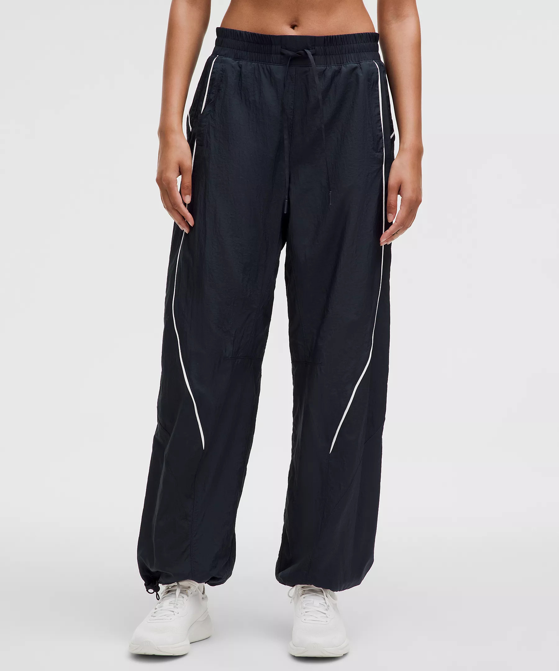 License to Train Mid-Rise Lightweight Jogger | Women's Joggers | lululemon | lululemon (CA)