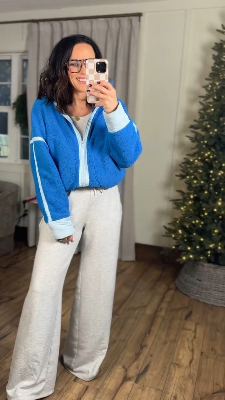 Y’all we are wearing more color in 2026! This bright blue Amazon sweatshirt is so cozy & feels like a luxe look-for-less! 💙 it’s perfect for lounging around the house, running errands, or layering over a long sleeve to wear outside! VintagePickin Amazon finds Amazon favorites winter fashion inspo blue jacket loungewear Sherpa jacket

#LTKgrwm #LTKActive #LTKSeasonal