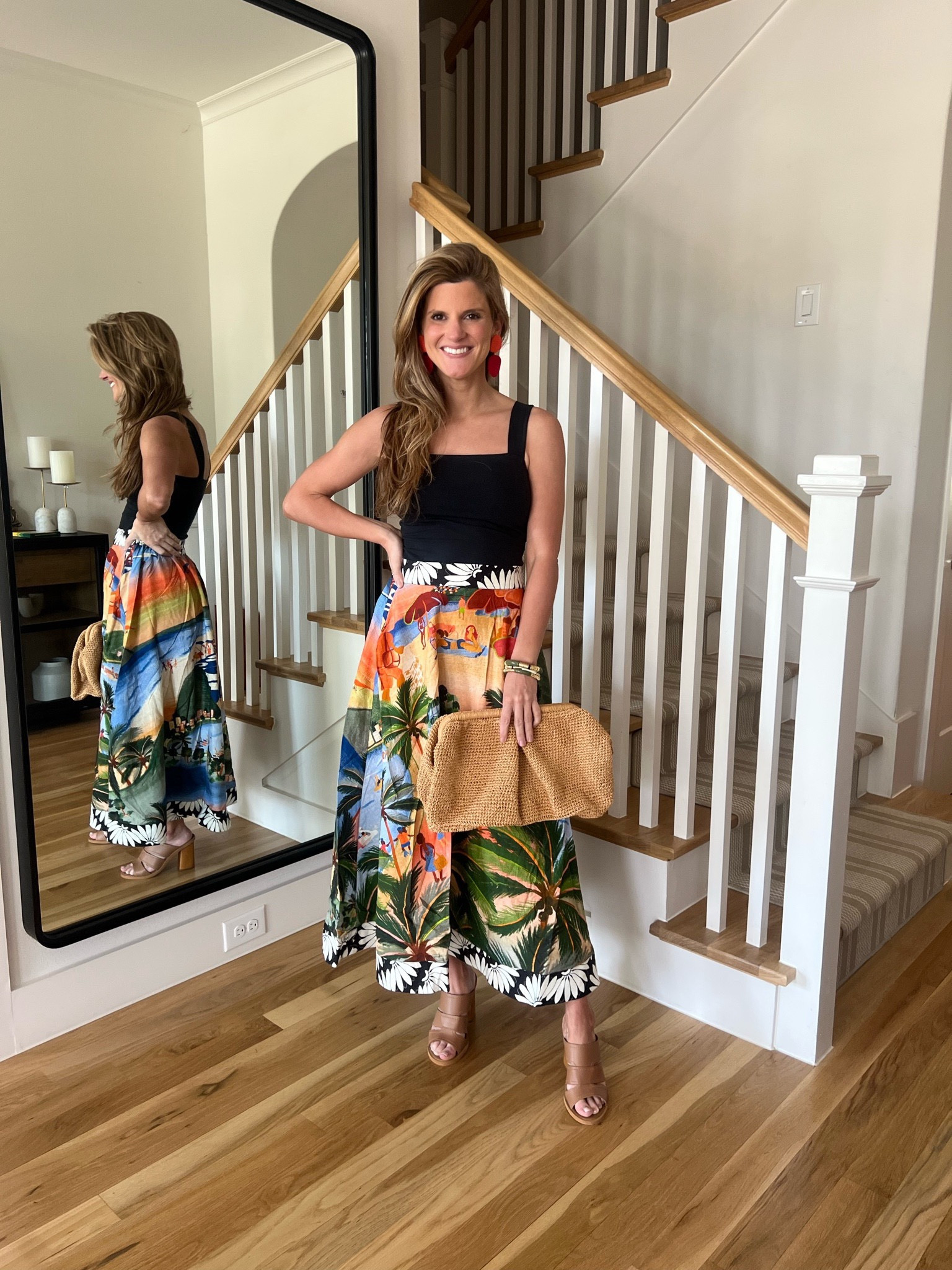 top - abercrombie (s)
Skirt - farm rio (XS)
