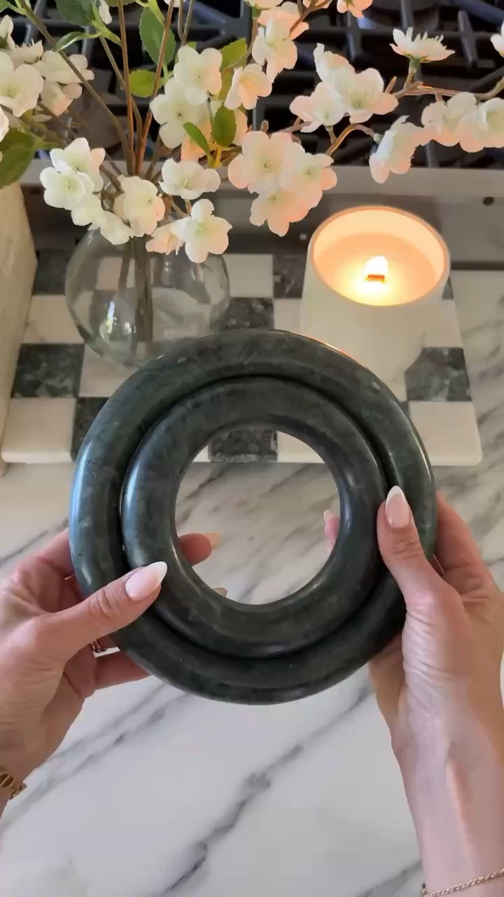 Pretty and functional?! Yes please! Loving these marble trivets from Amazon.

#LTKHome #LTKdayinmylife