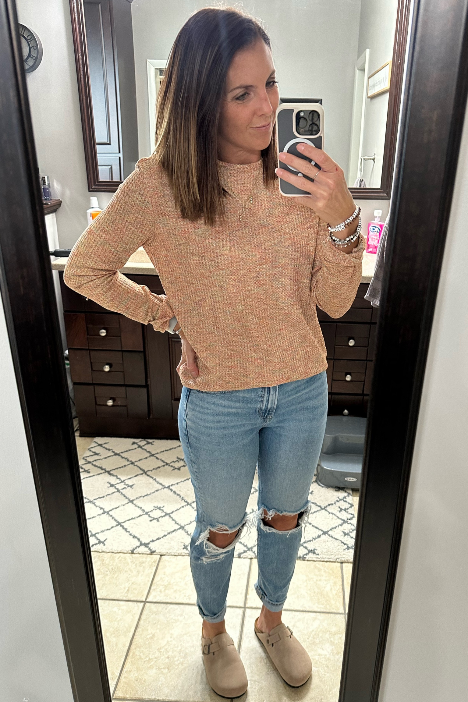 Cute Fall Shirt….true to size
Jeans I sized up to 4 (normally 2/3)

#shein #ae

#LTKfindsunder50