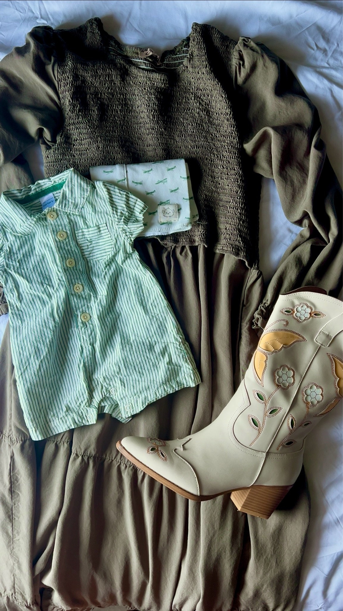 Mommy and son coordinating outfit, fall outfit

#LTKmomlife #LTKBaby #LTKKids