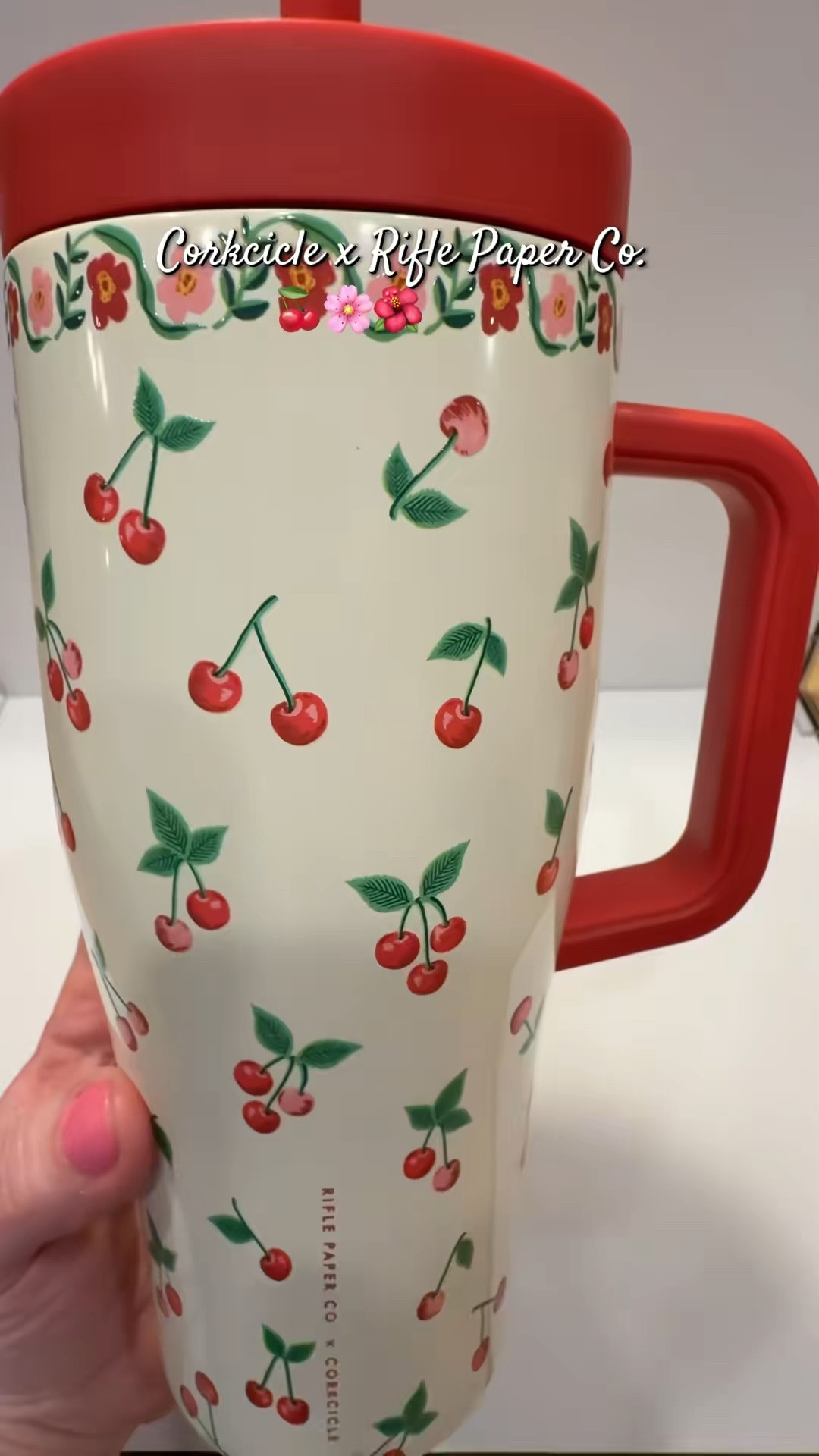 This is the cutest cup gif summer and spring!

#LTKU #LTKdayinmylife #LTKActive
