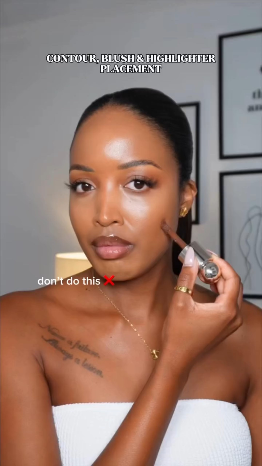 how to: apply contour, blush & highlighter for a lifted look ✨

@rarebeauty 
▪️soft pinch liquid contour tranquil
▪️soft pinch liquid blush joy
▪️positive light liquid luminizer outshine

all available at @spacenk 

#makeuphacks #makeup #beauty #makeupaddict

#LTKbeauty #LTKsummer #LTKuk