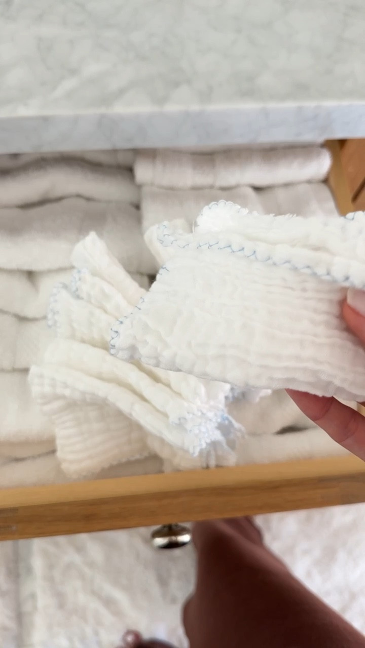 I love these washcloths for my face. #stylinbyaylin #aylin #washcloths #amazonfind


#LTKmorningroutine #LTKgrwm