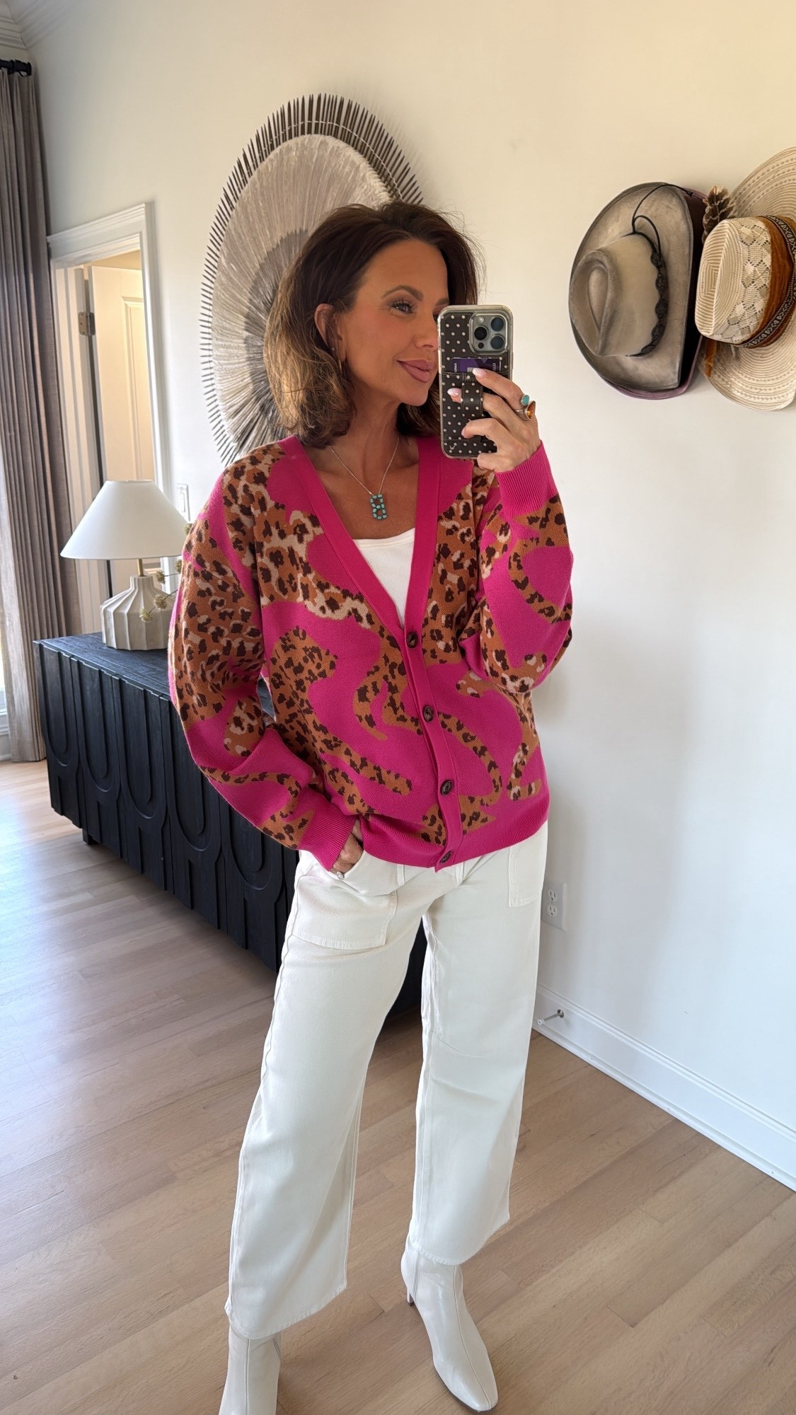 code betsy15 works for first time customers! i’m wearing a medium top and 28 jeans ♥️

#LTKootd #LTKFindsUnder100 #LTKSaleAlert