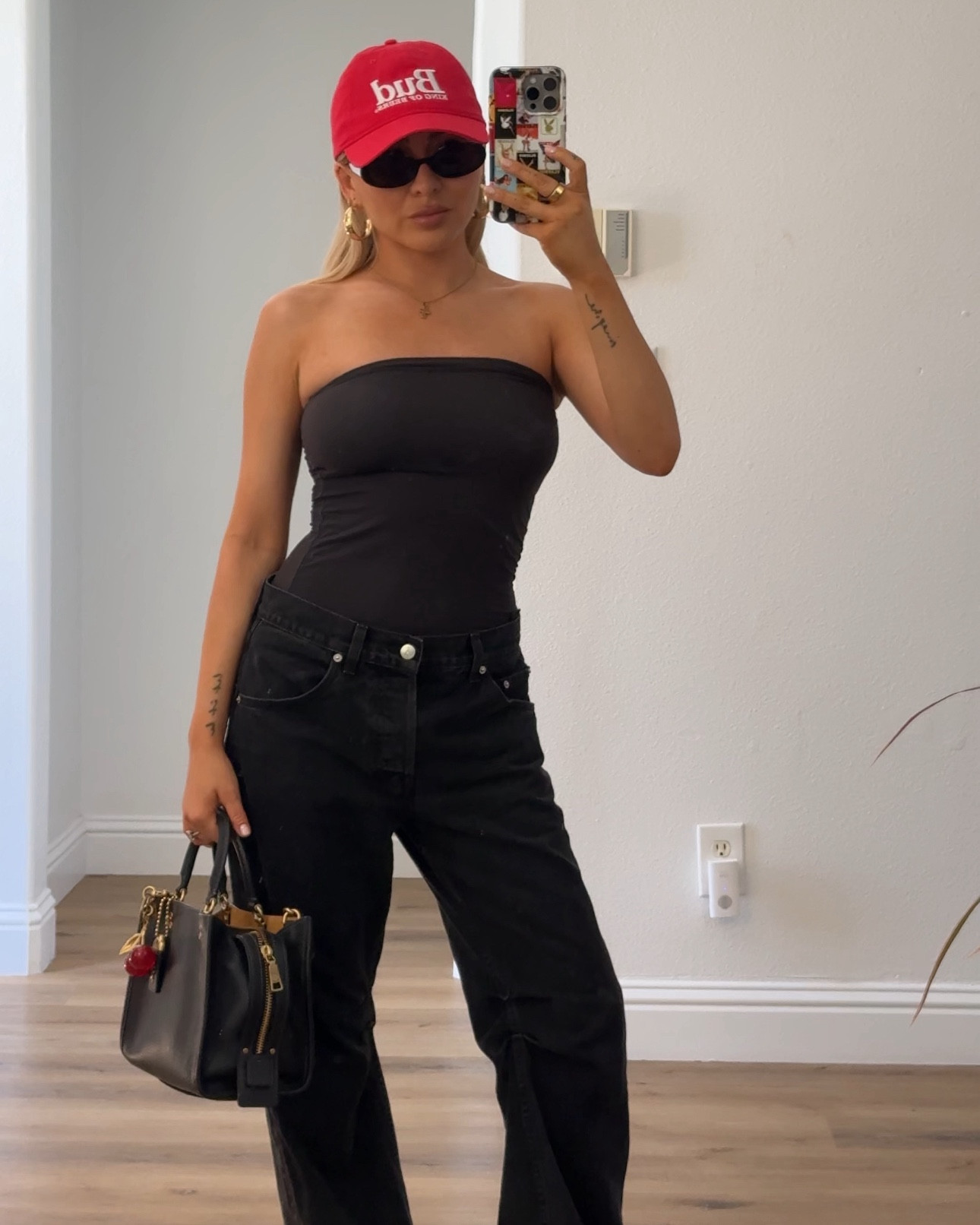 Causal everyday fit 🤍 
Jeans: 25
Top: small 

#LTKStyleTip #LTKSeasonal