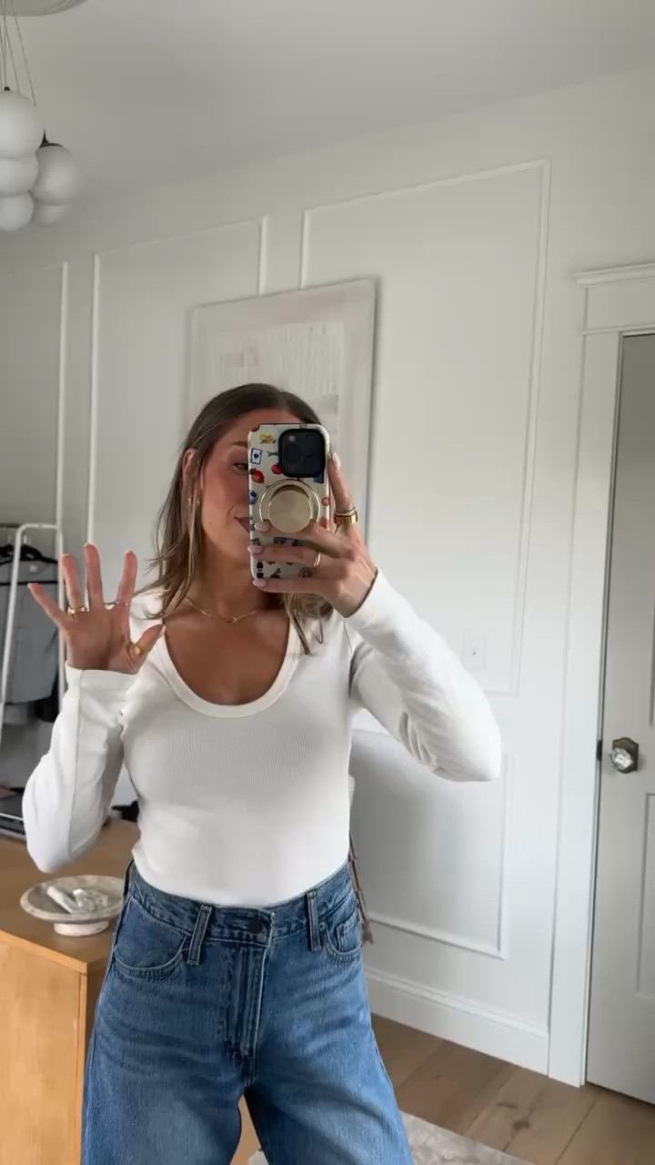 Target basics just can't be beat! I had to stop myself from buying every single color😍

#targetbasics #targetfashion #targethaul #longsleeveshirt #fallfashion #falloutfitinspo #target #basictee 

 

#LTKFindsUnder50 #LTKStyleTip #LTKBeauty