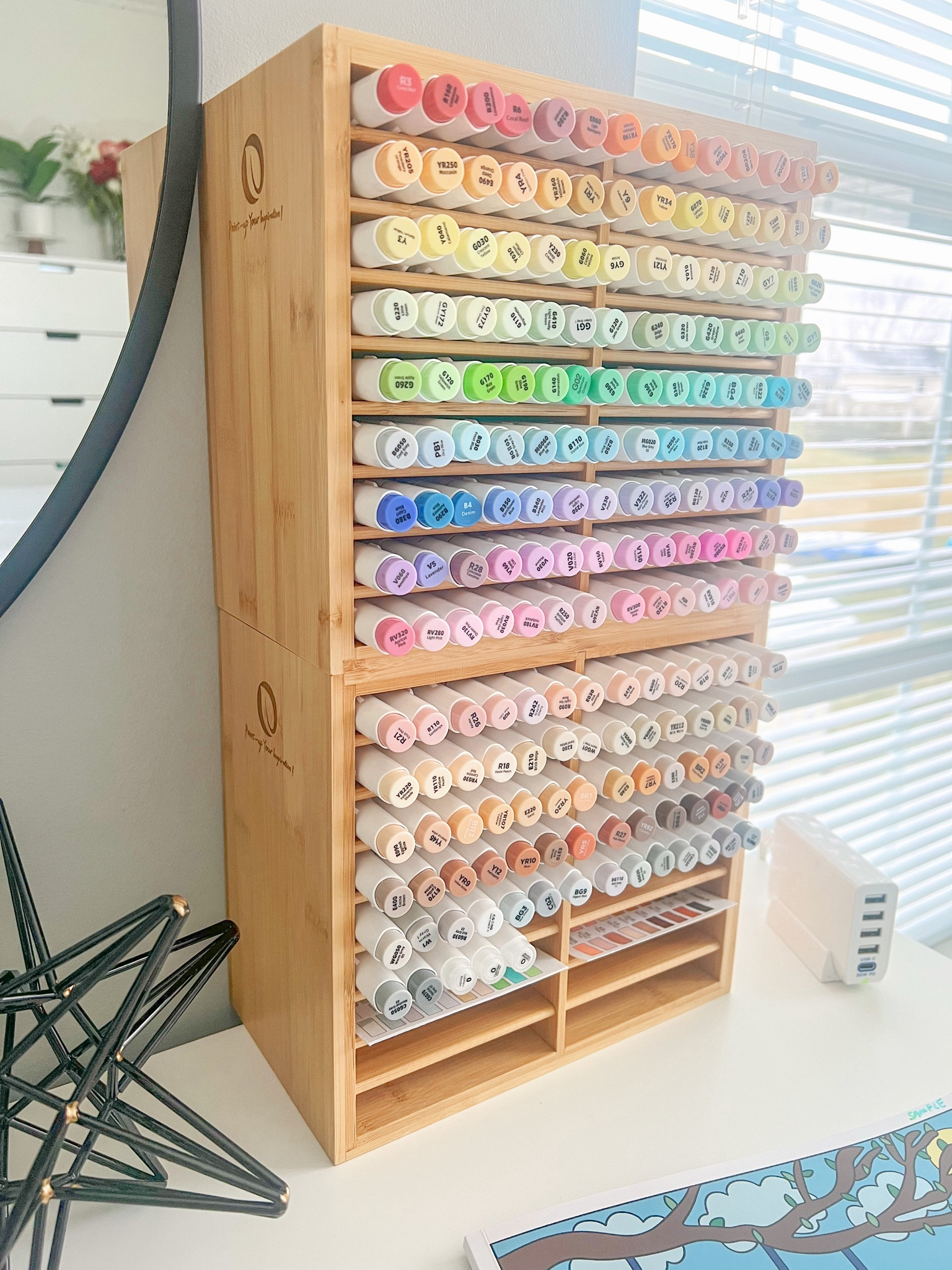 Ohuhu bamboo marker organizer! 
Literally SO perfect & high quality, I stacked 2 on top of each other :) 