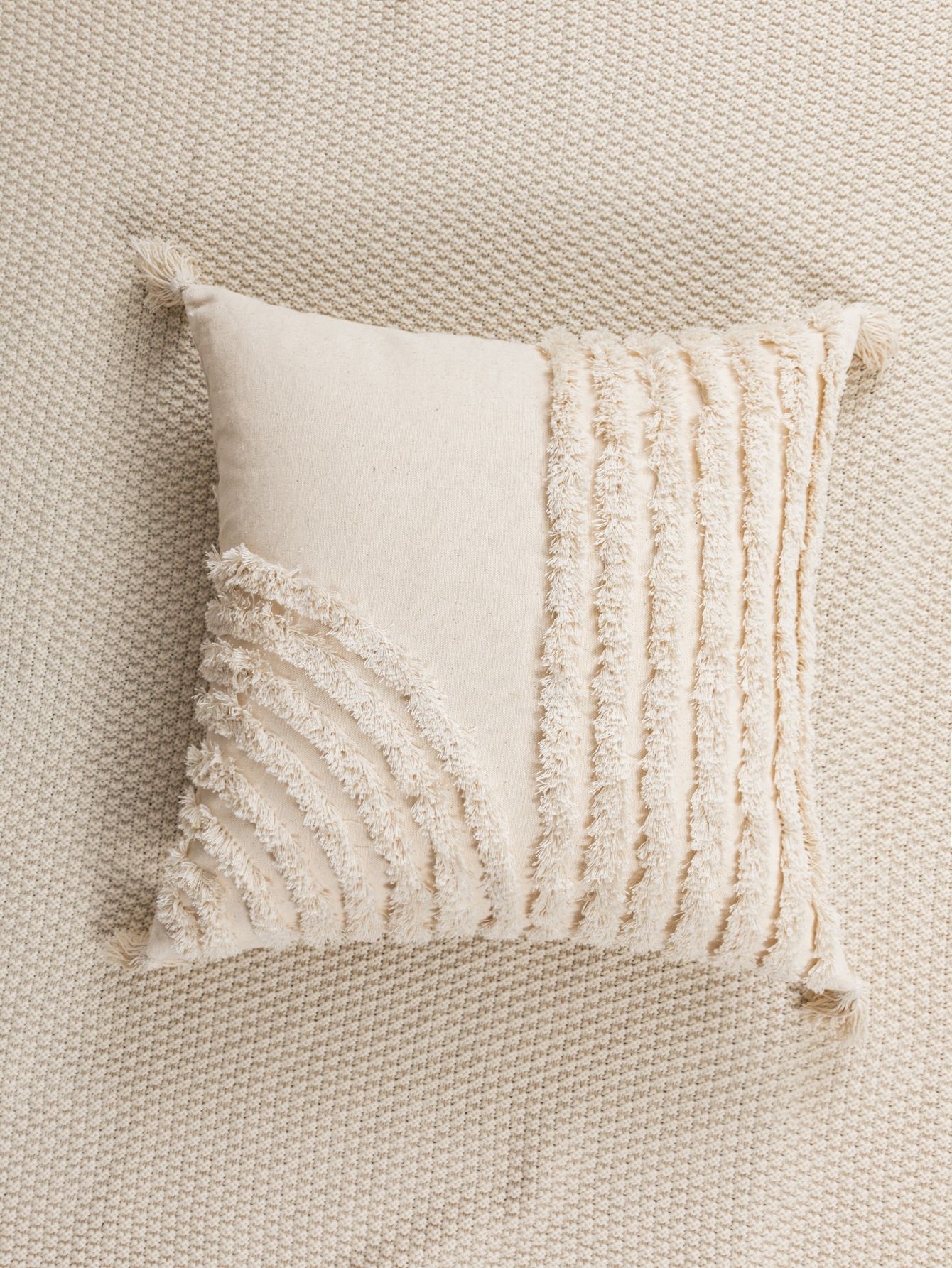 Tassel Trim Cushion Cover Without Filler | SHEIN