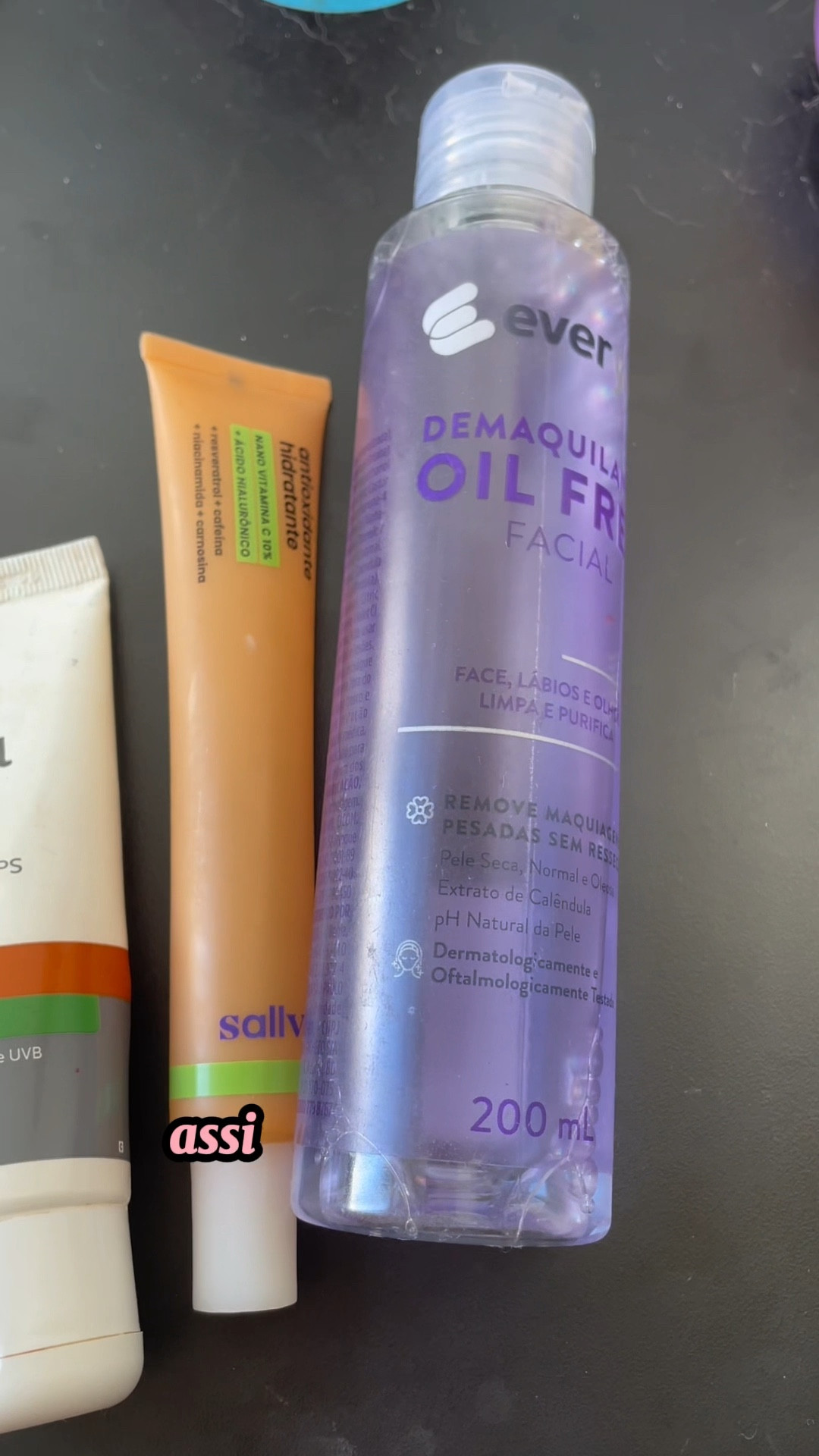 Hoje quero mostrar um pouquinho da minha skincare pra pele oleosa! Com o meu queridinho que é a Vitamina C da Sallve ❤️ #sallve #peleoleosa

#LTKbeauty #LTKbrasil #LTKVideo